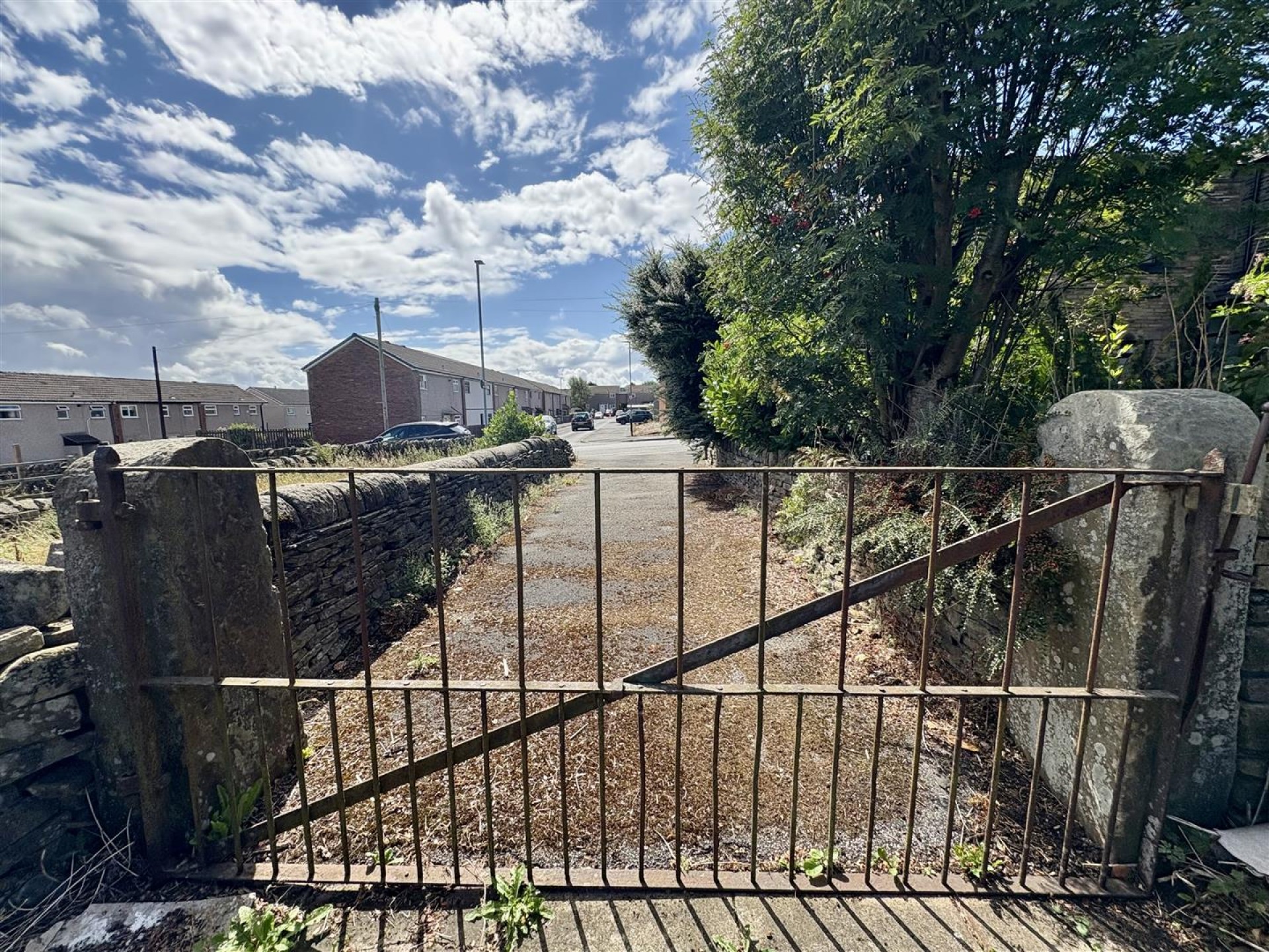 Images for Green Lane, Bradshaw, Halifax