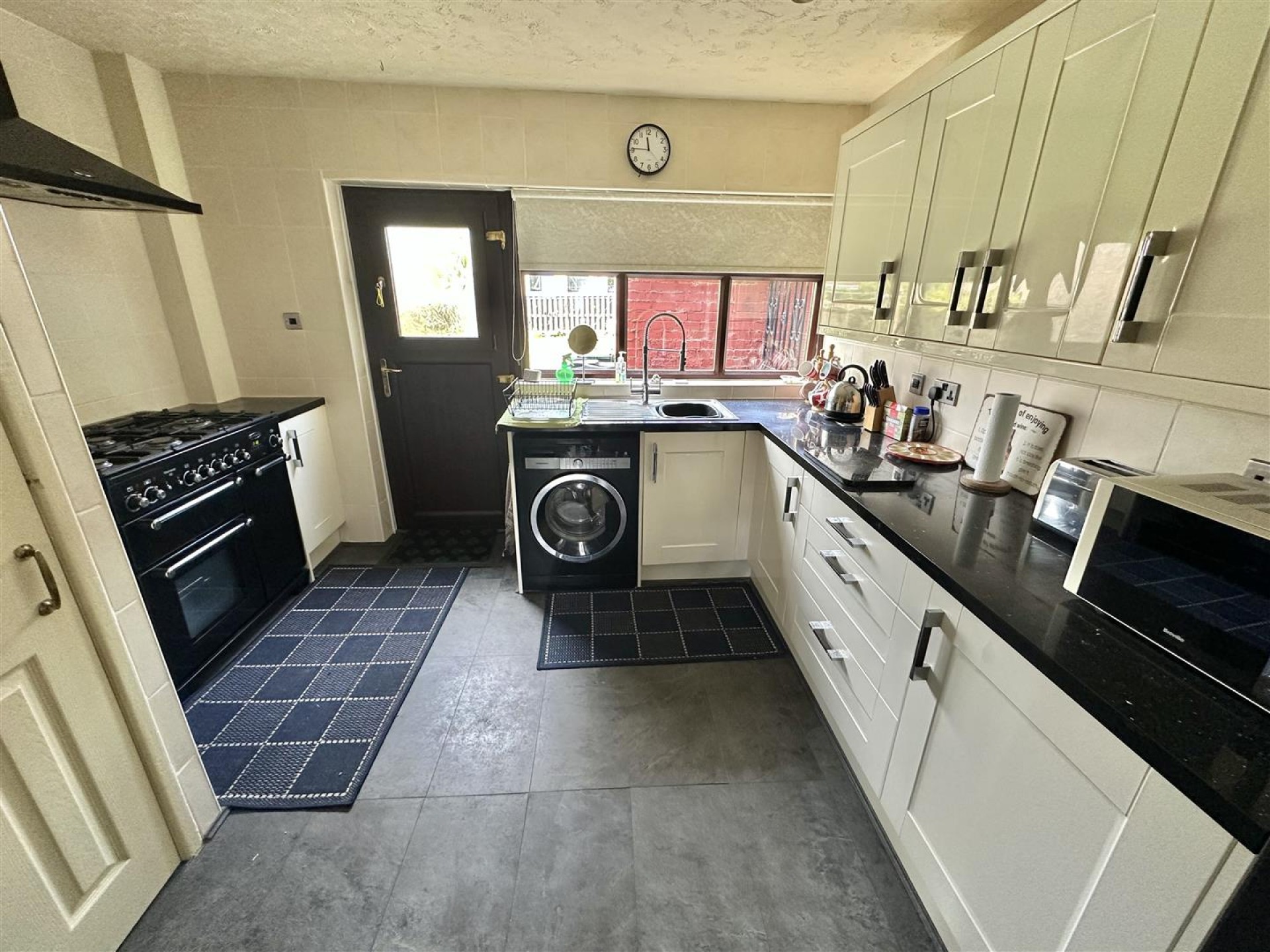 Images for Withens Road, Birstall, Batley