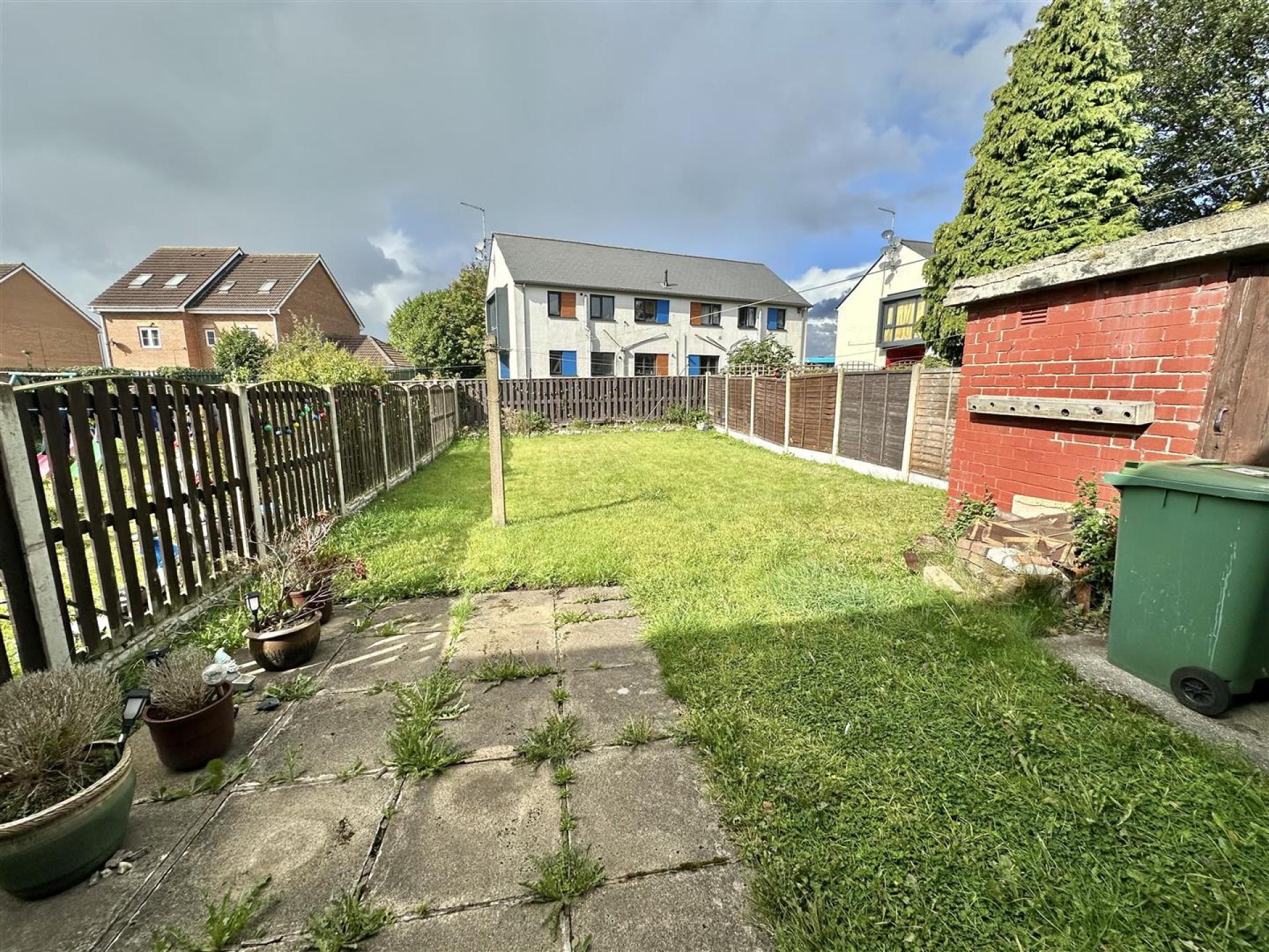 Images for Withens Road, Birstall, Batley