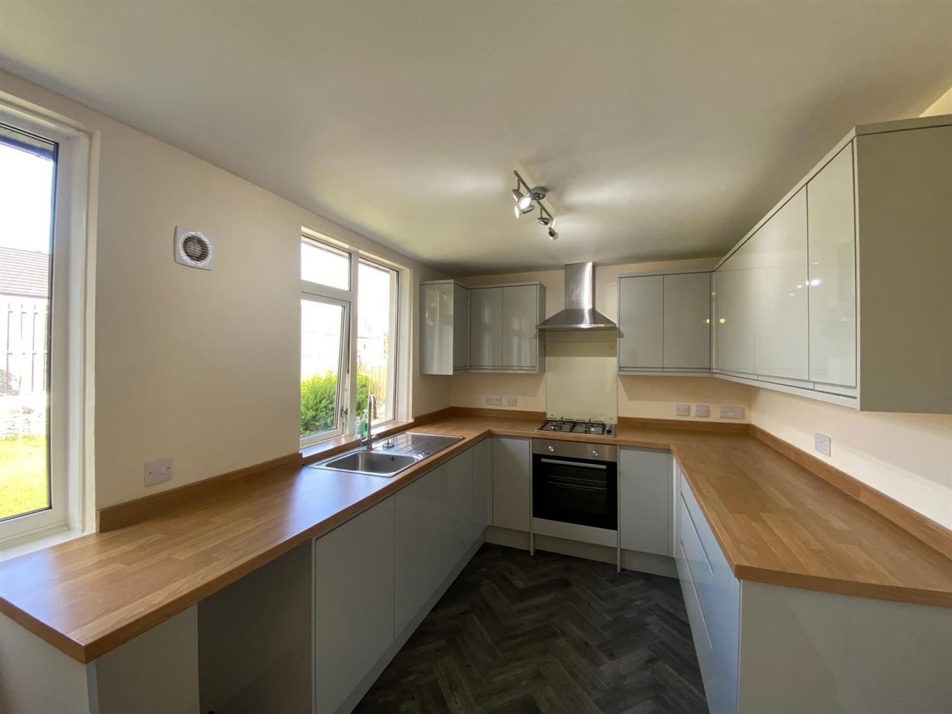 Images for Viking Avenue, Emley, Huddersfield