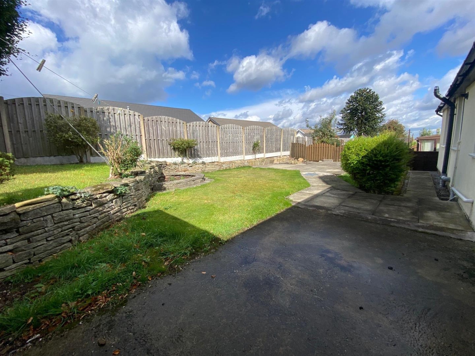 Images for Viking Avenue, Emley, Huddersfield