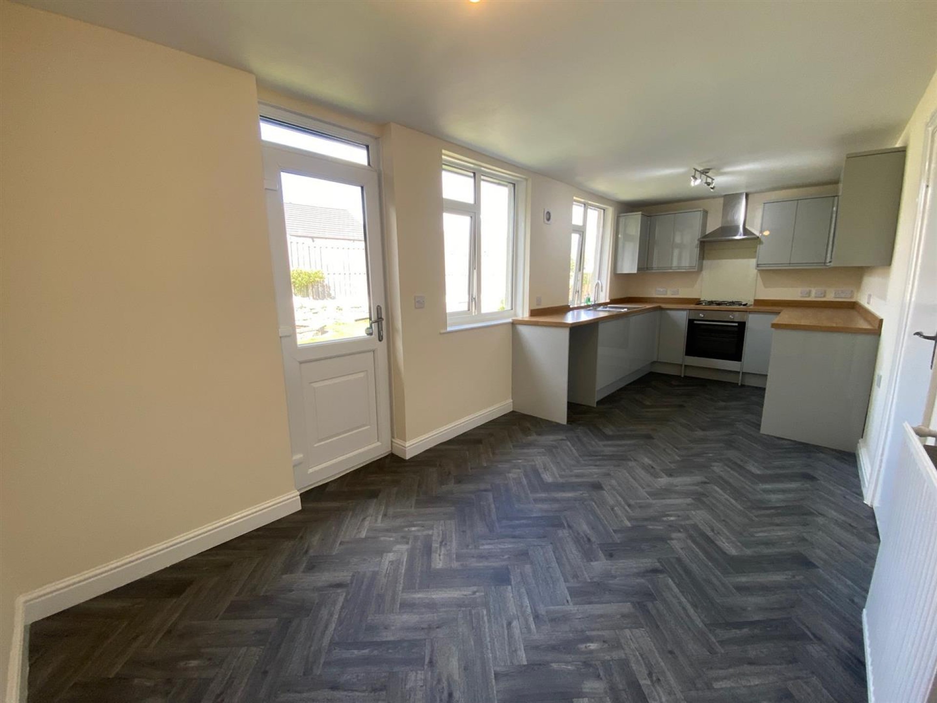 Images for Viking Avenue, Emley, Huddersfield