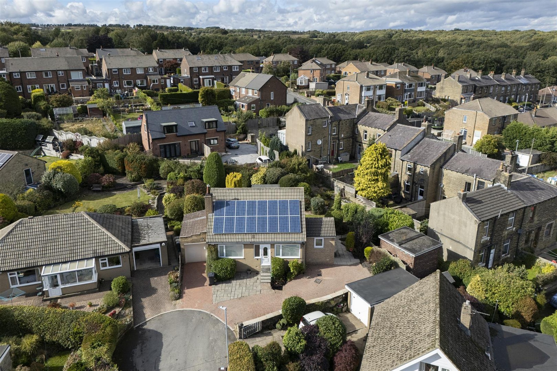 Images for Sherwood Drive, Netherton, Huddersfield