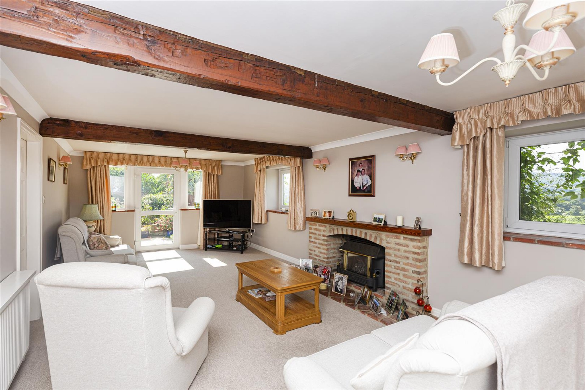 Images for Crosland Edge, Meltham