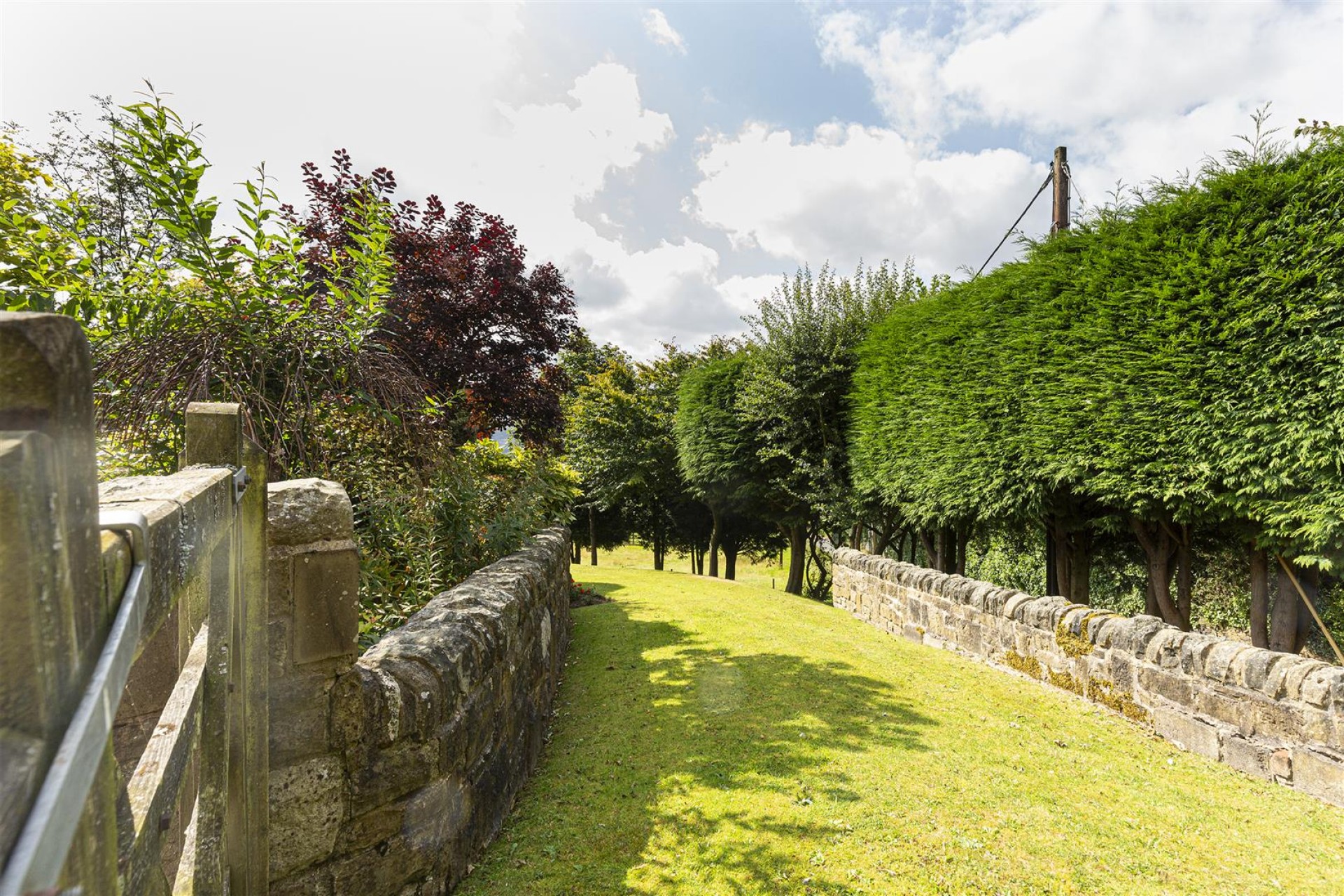 Images for Crosland Edge, Meltham