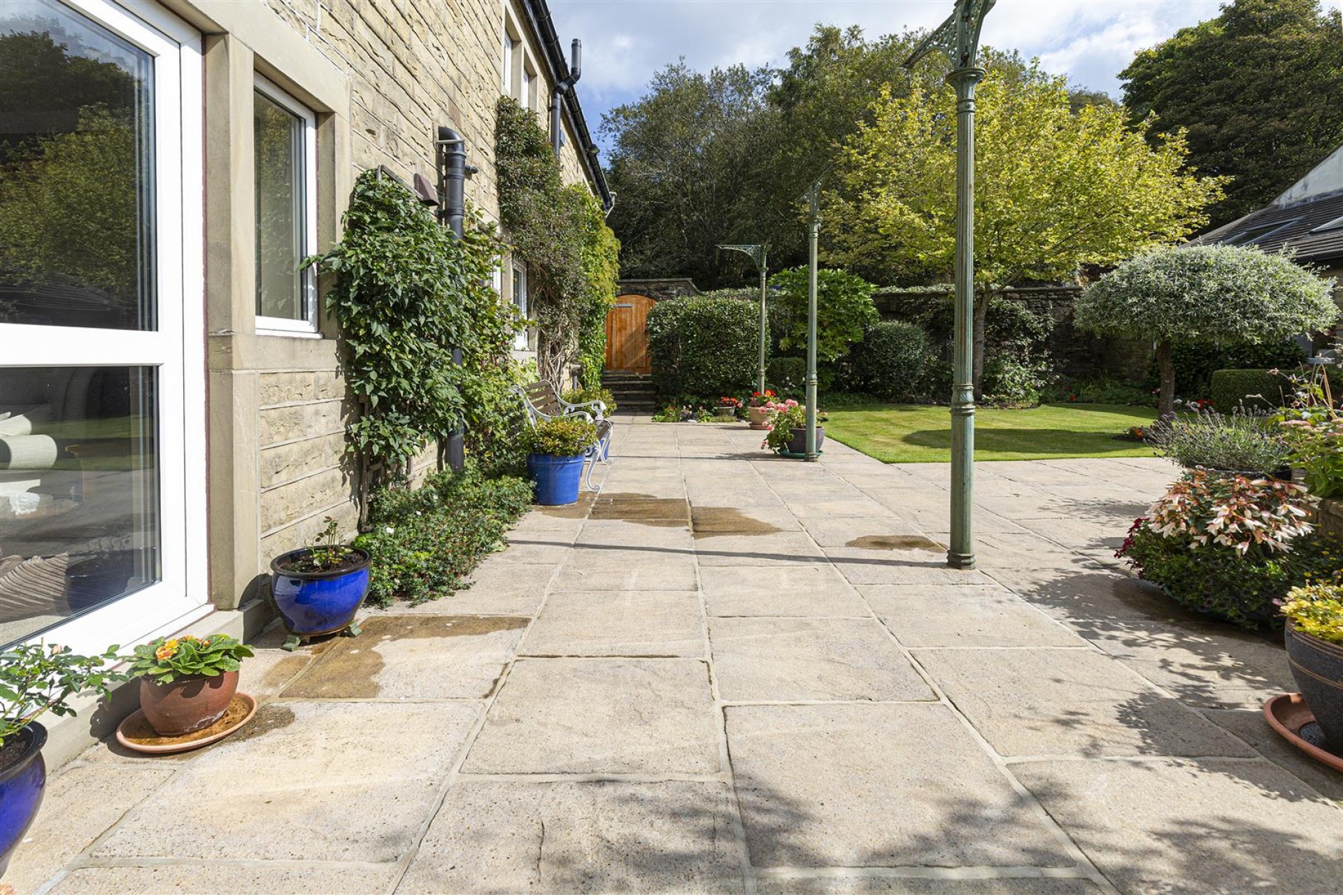 Images for Crosland Edge, Meltham