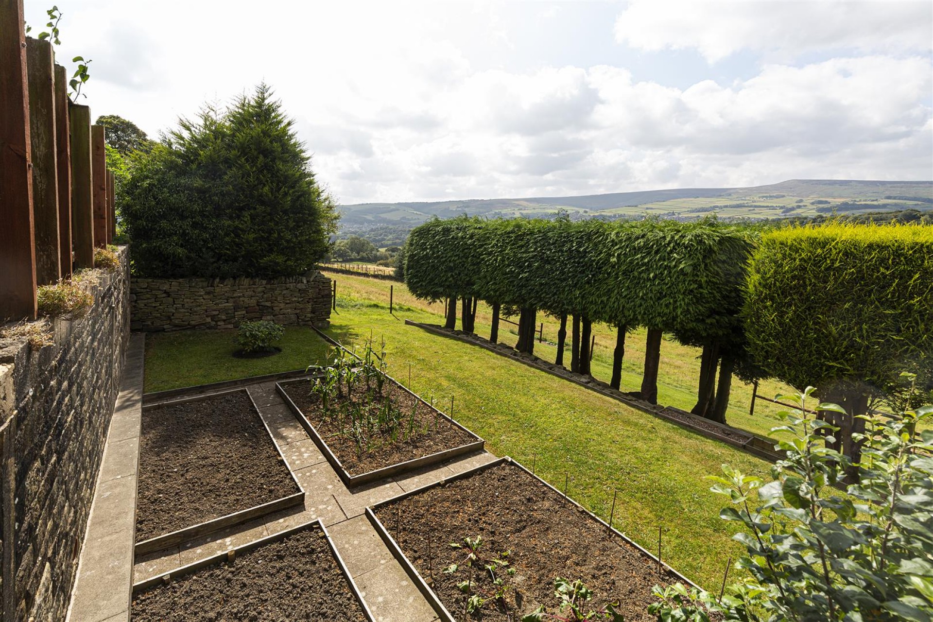Images for Crosland Edge, Meltham