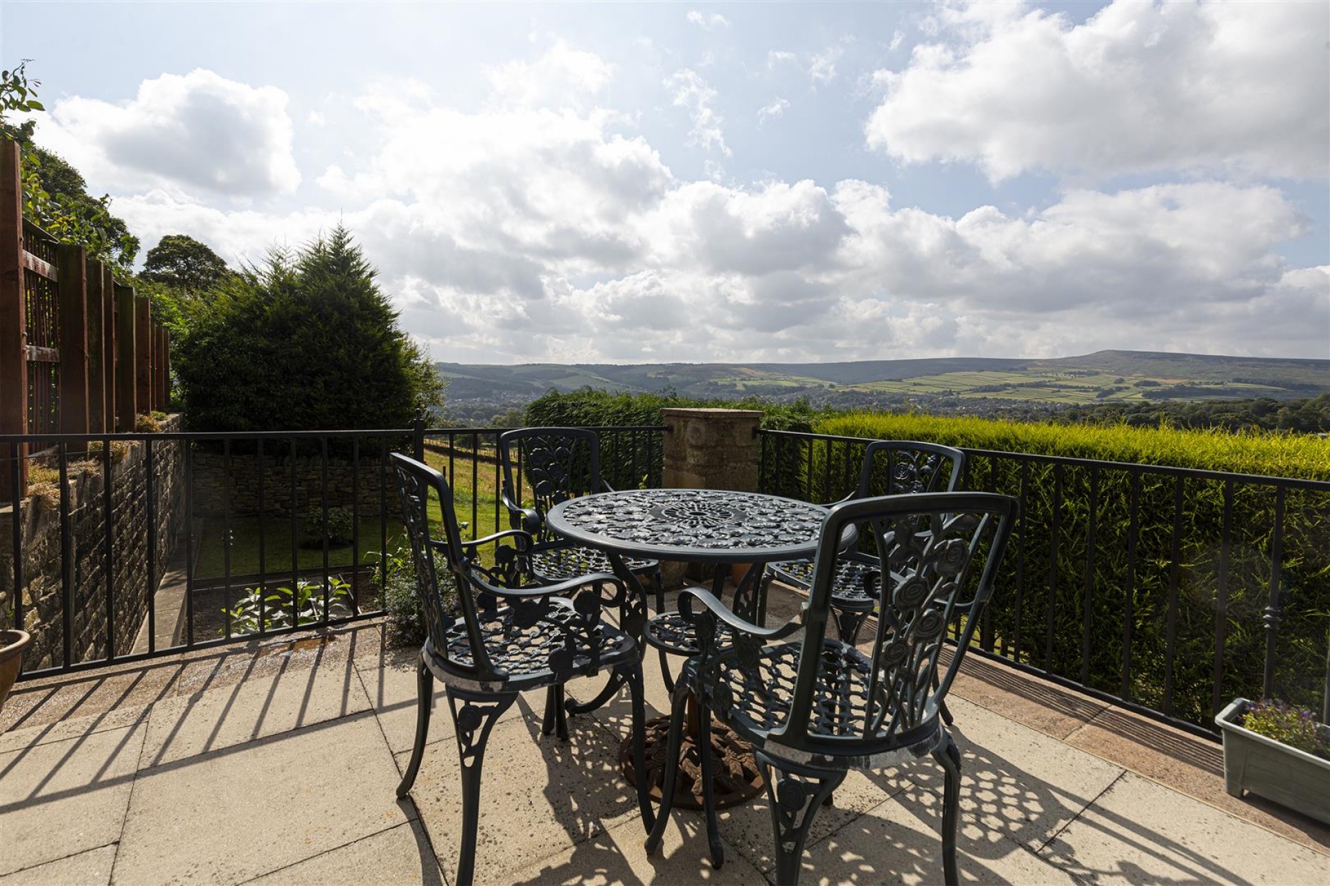 Images for Crosland Edge, Meltham