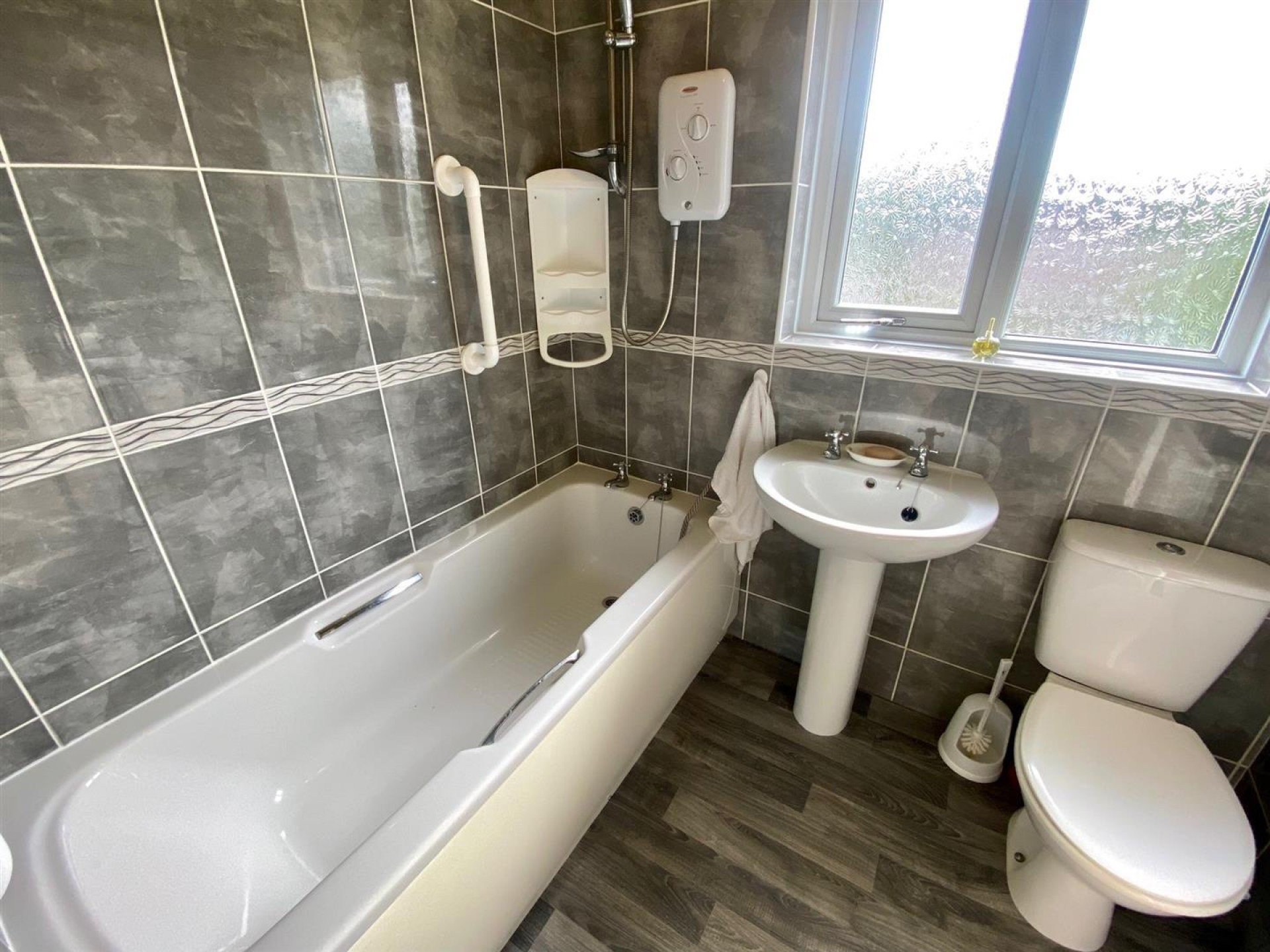 Images for Aldonley, Huddersfield