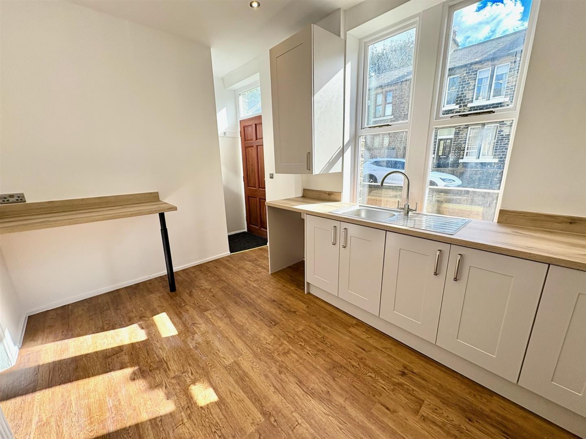 Images for Salisbury Place, Boothtown, Halifax