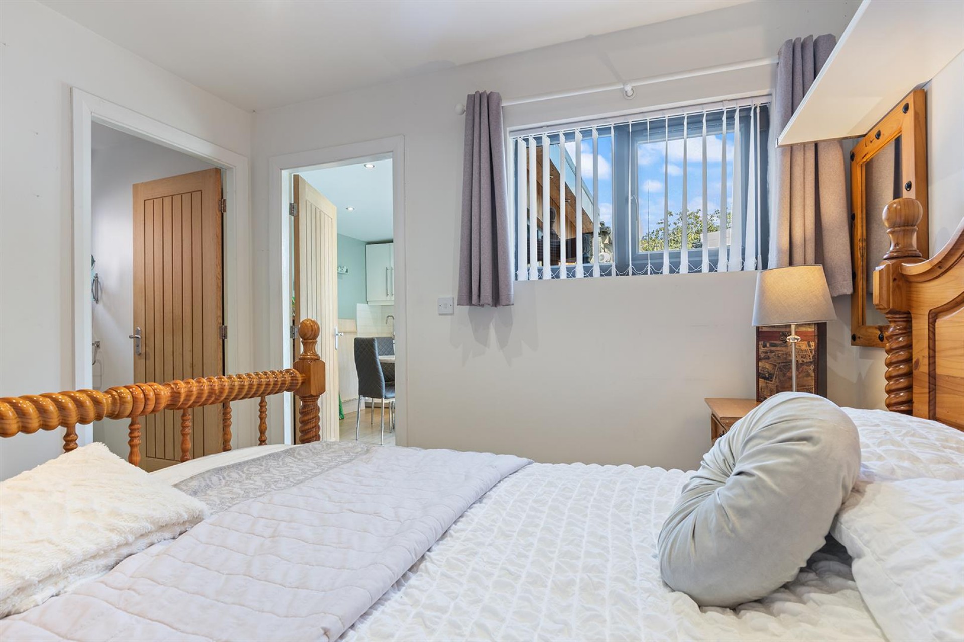 Images for Winona, Linden Road, Hullen Edge, Elland