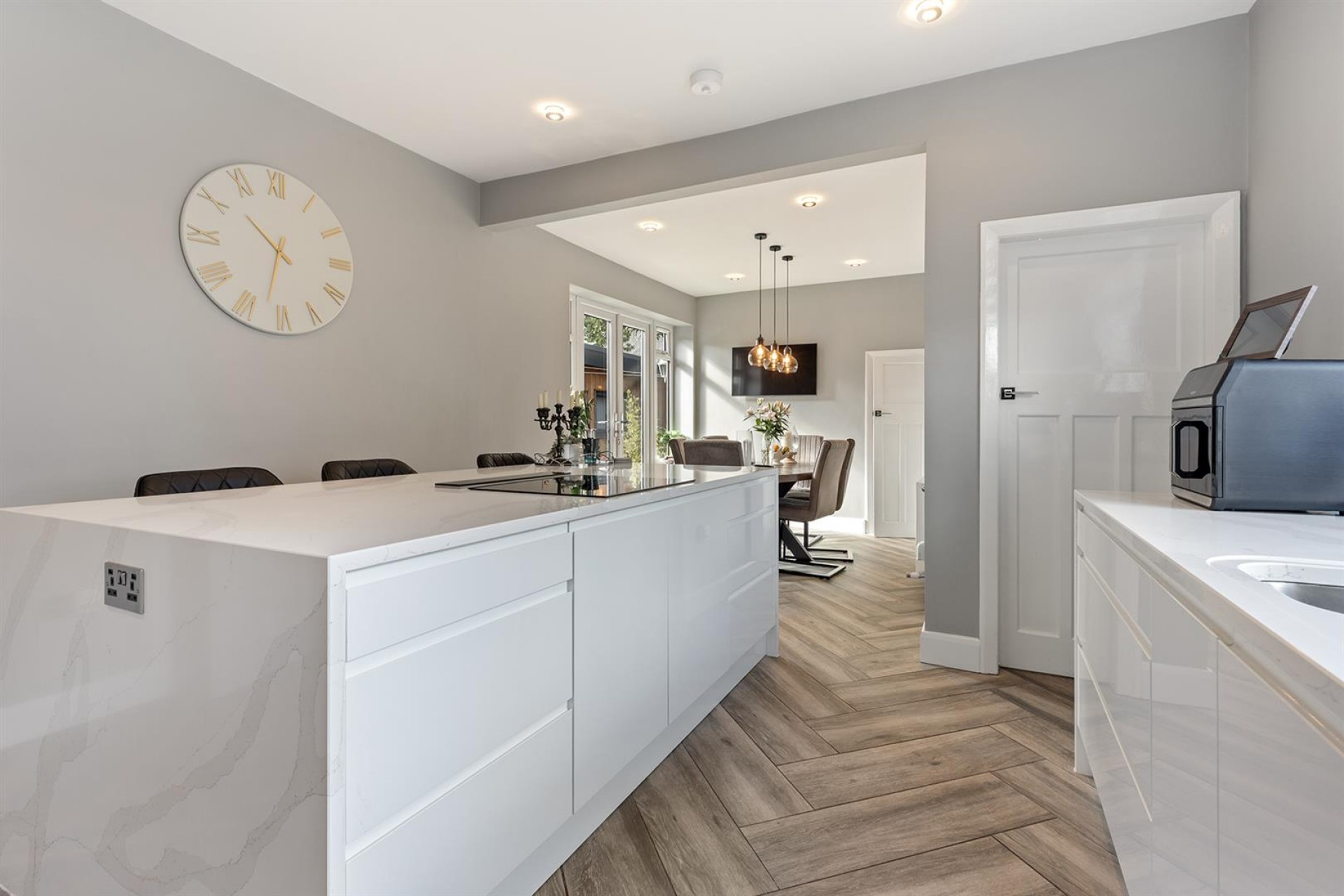 Images for Winona, Linden Road, Hullen Edge, Elland