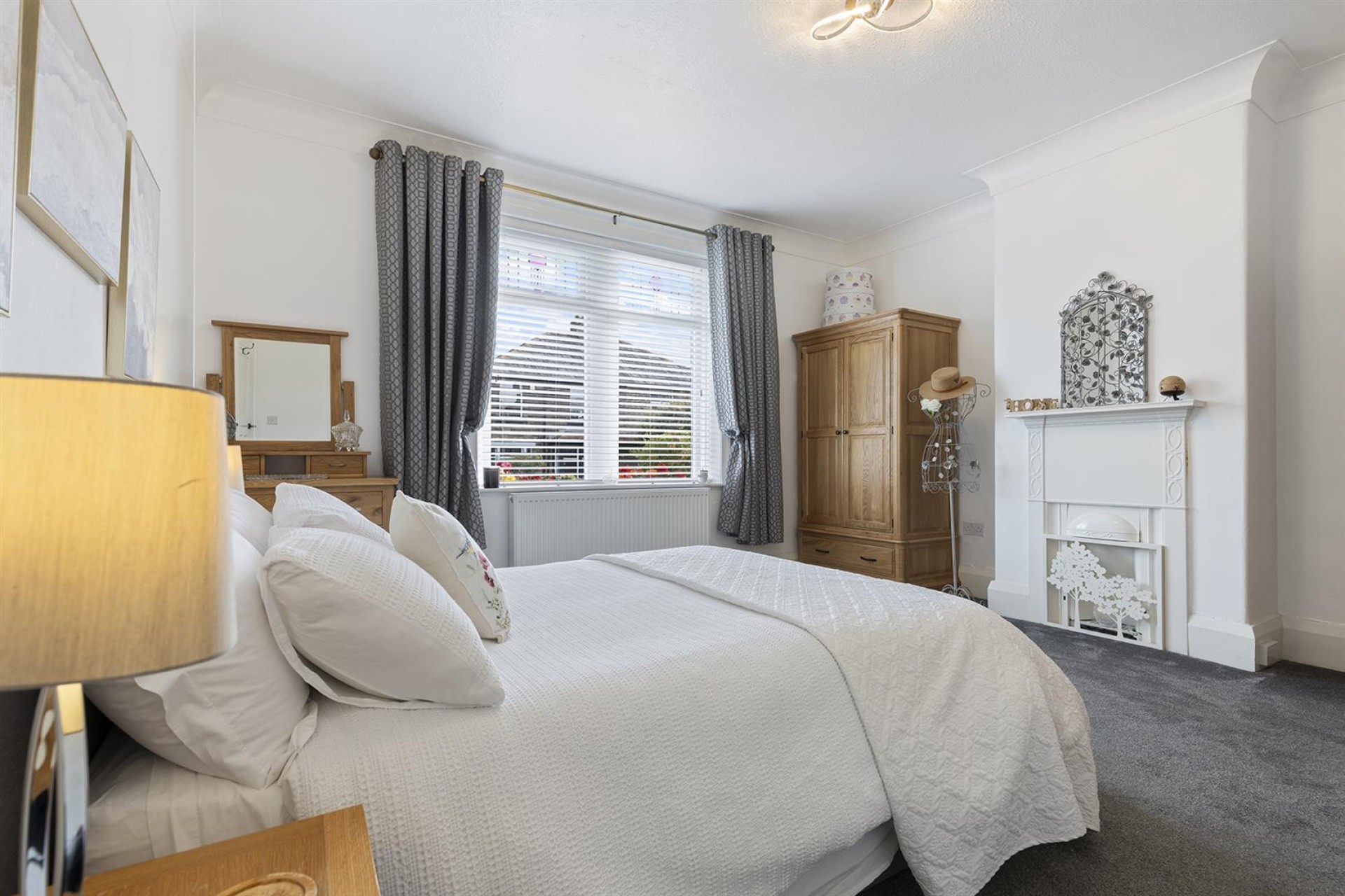 Images for Winona, Linden Road, Hullen Edge, Elland