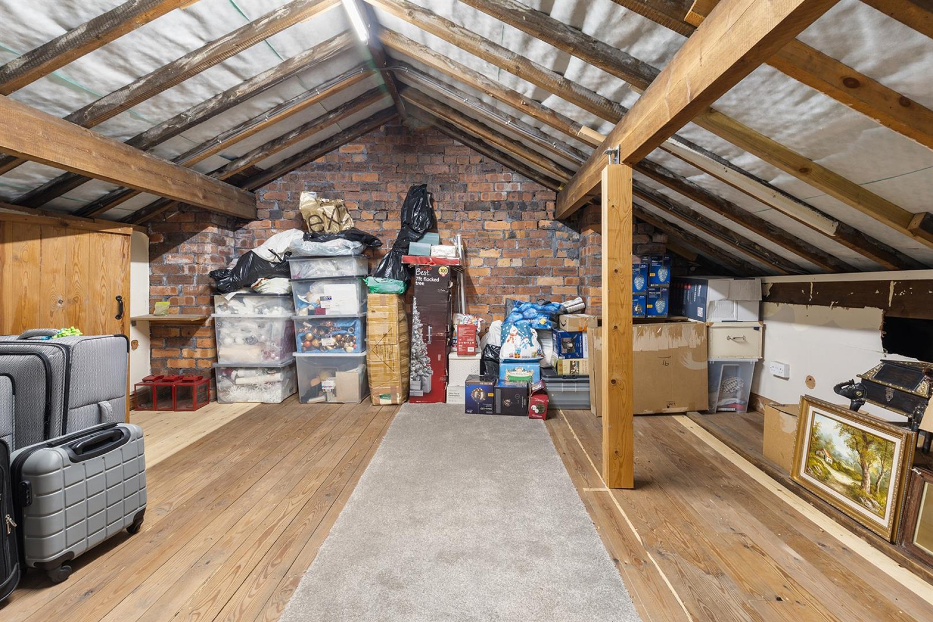 Images for Winona, Linden Road, Hullen Edge, Elland