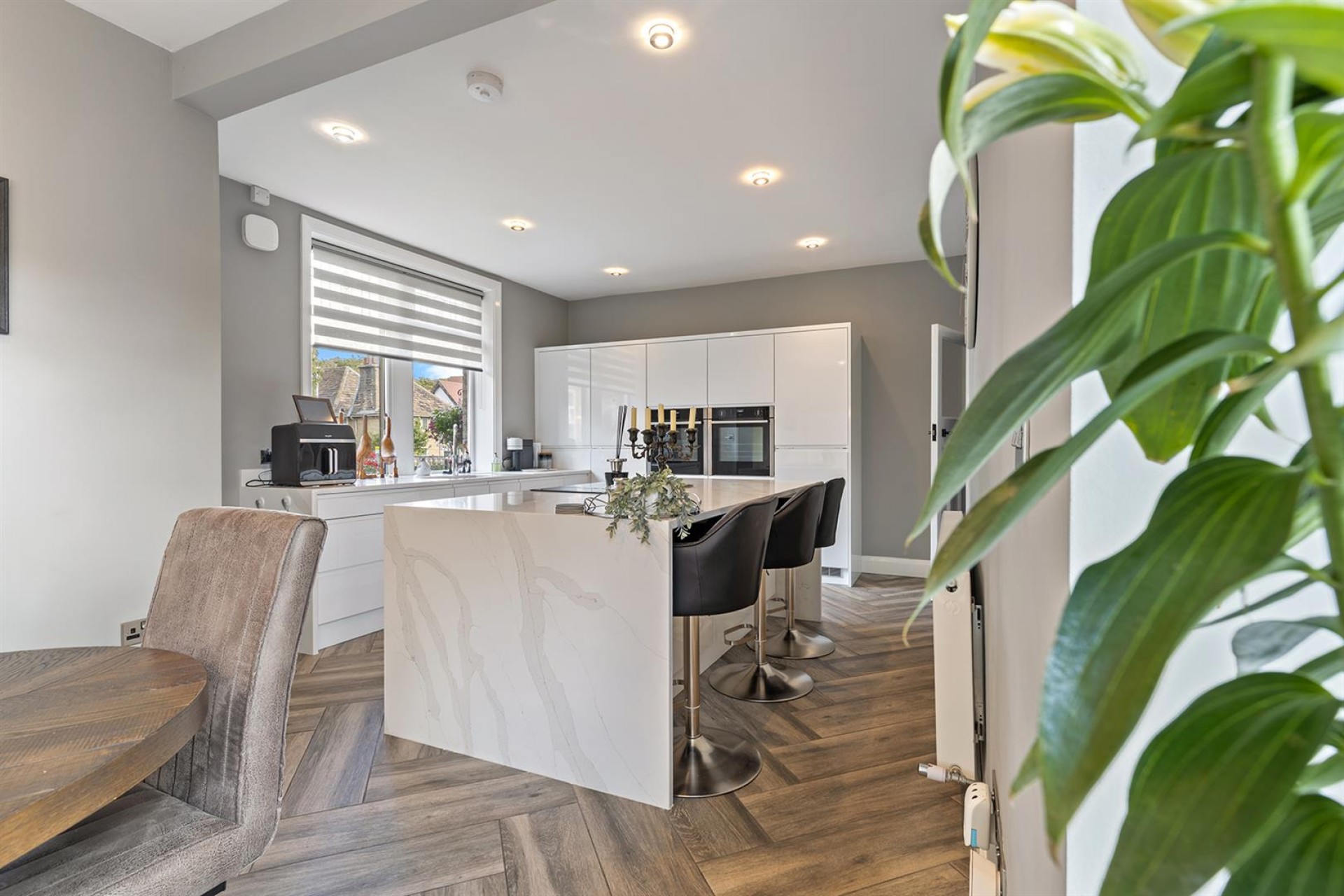 Images for Winona, Linden Road, Hullen Edge, Elland