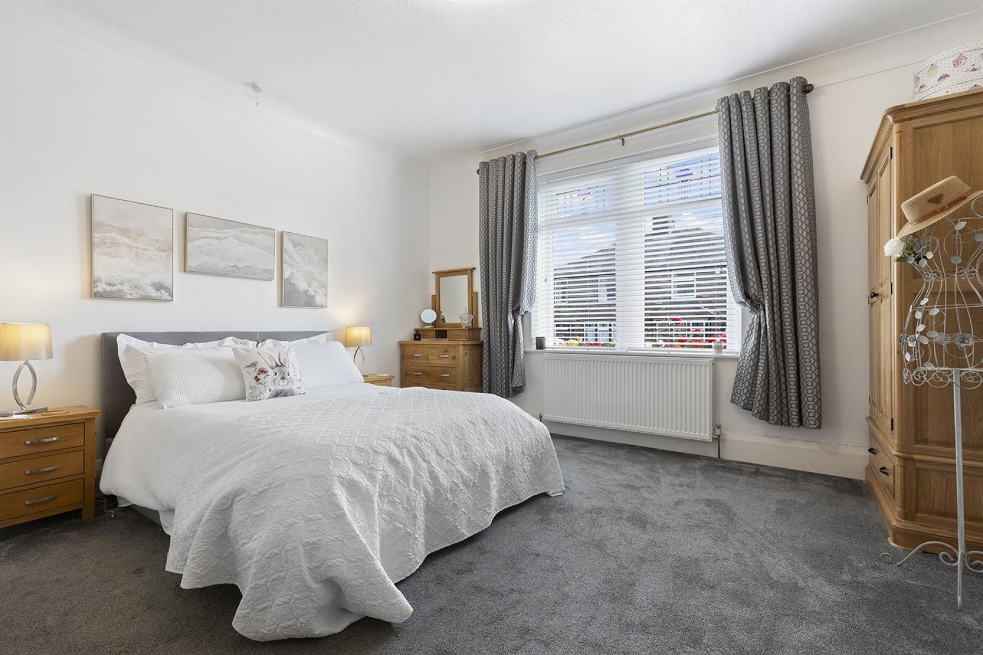 Images for Winona, Linden Road, Hullen Edge, Elland