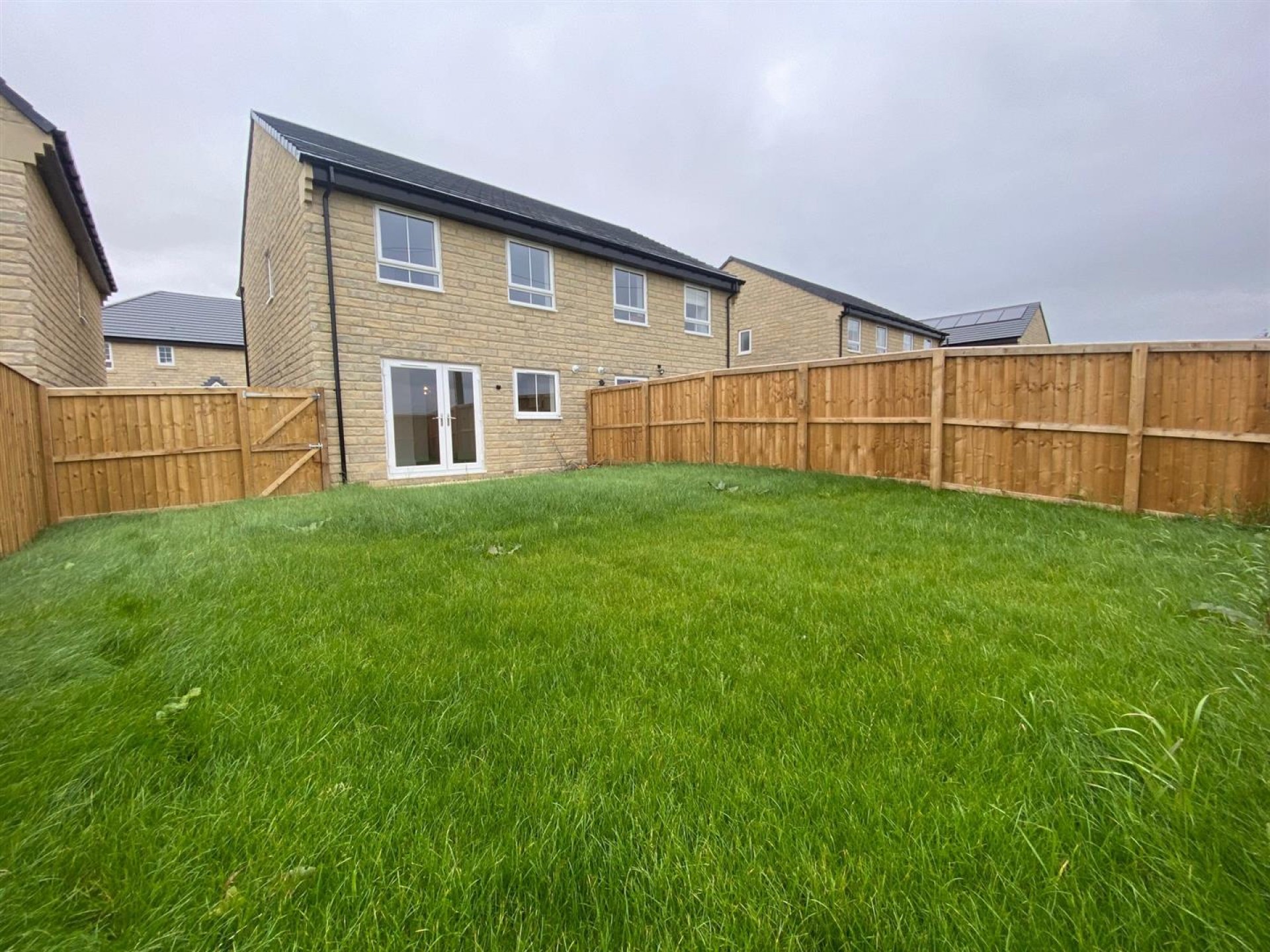 Images for Siderite Close, Emley, Huddersfield