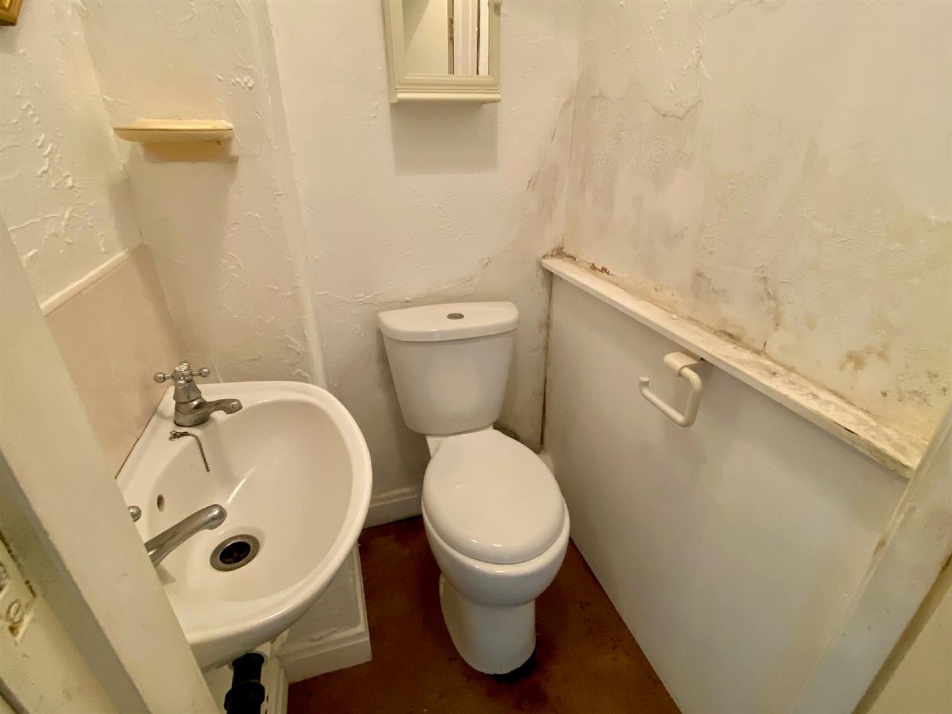 Images for Hall Bower Lane, Huddersfield