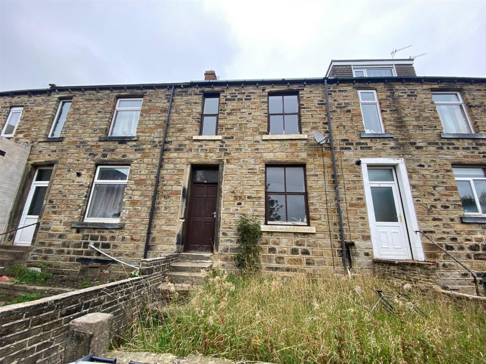 Images for Brook Street, Moldgreen, Huddersfield