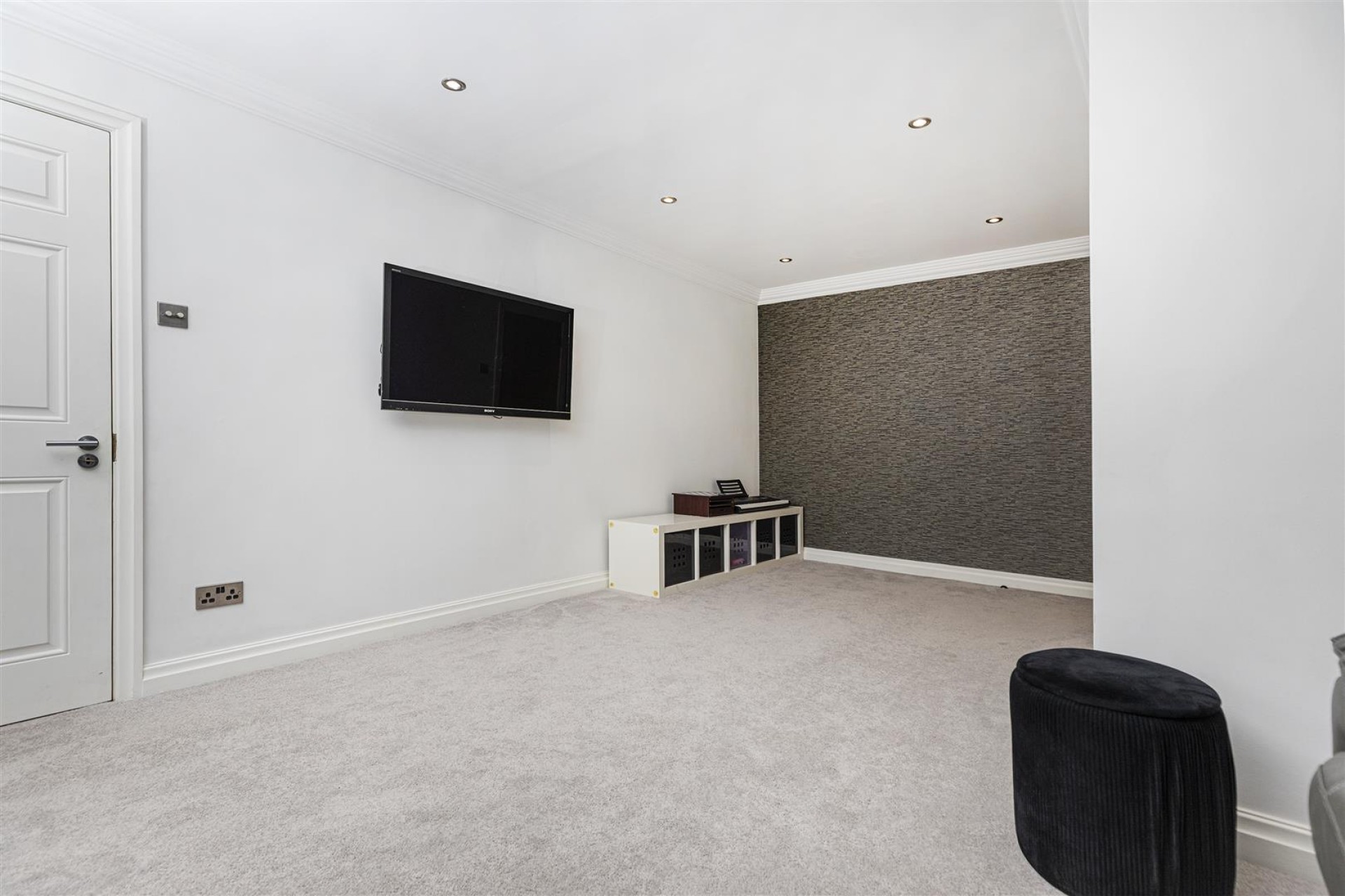 Images for Crowlees Gardens, Mirfield