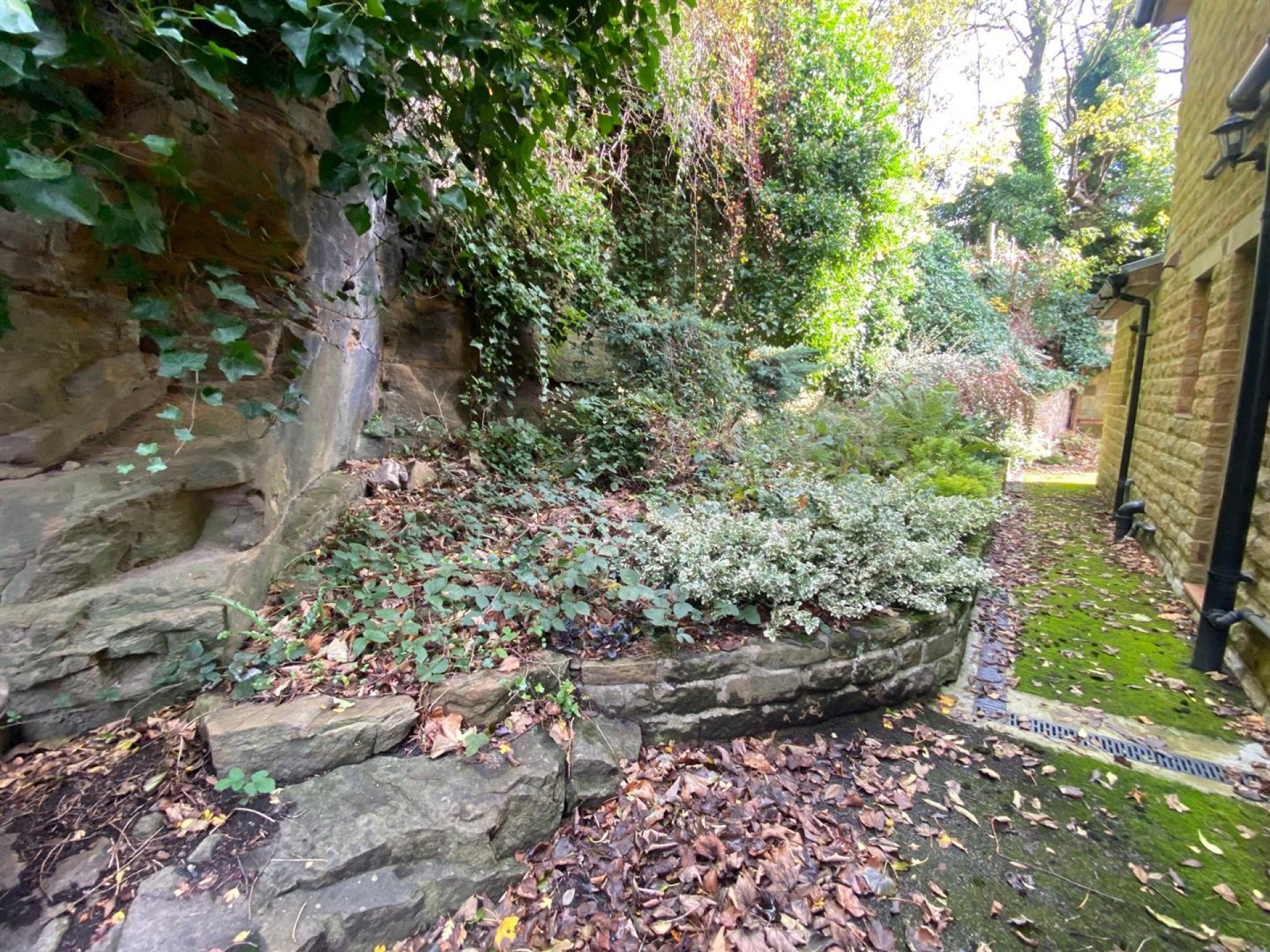 Images for Rawroyds Road, Holywell Green, Elland