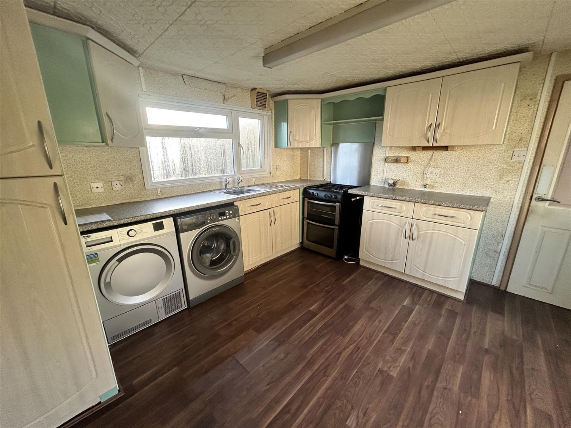 Images for Elland Hall Caravan Park