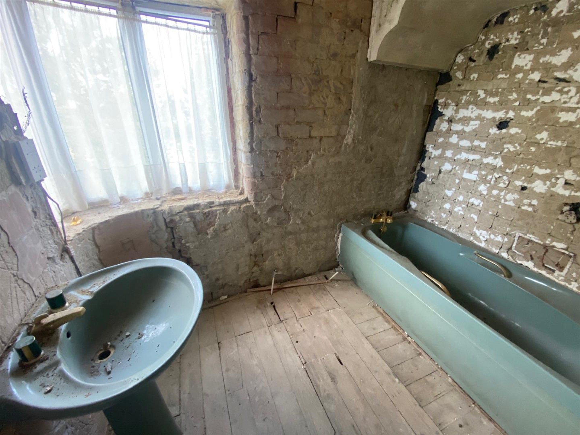 Images for Gernhill Avenue, Huddersfield