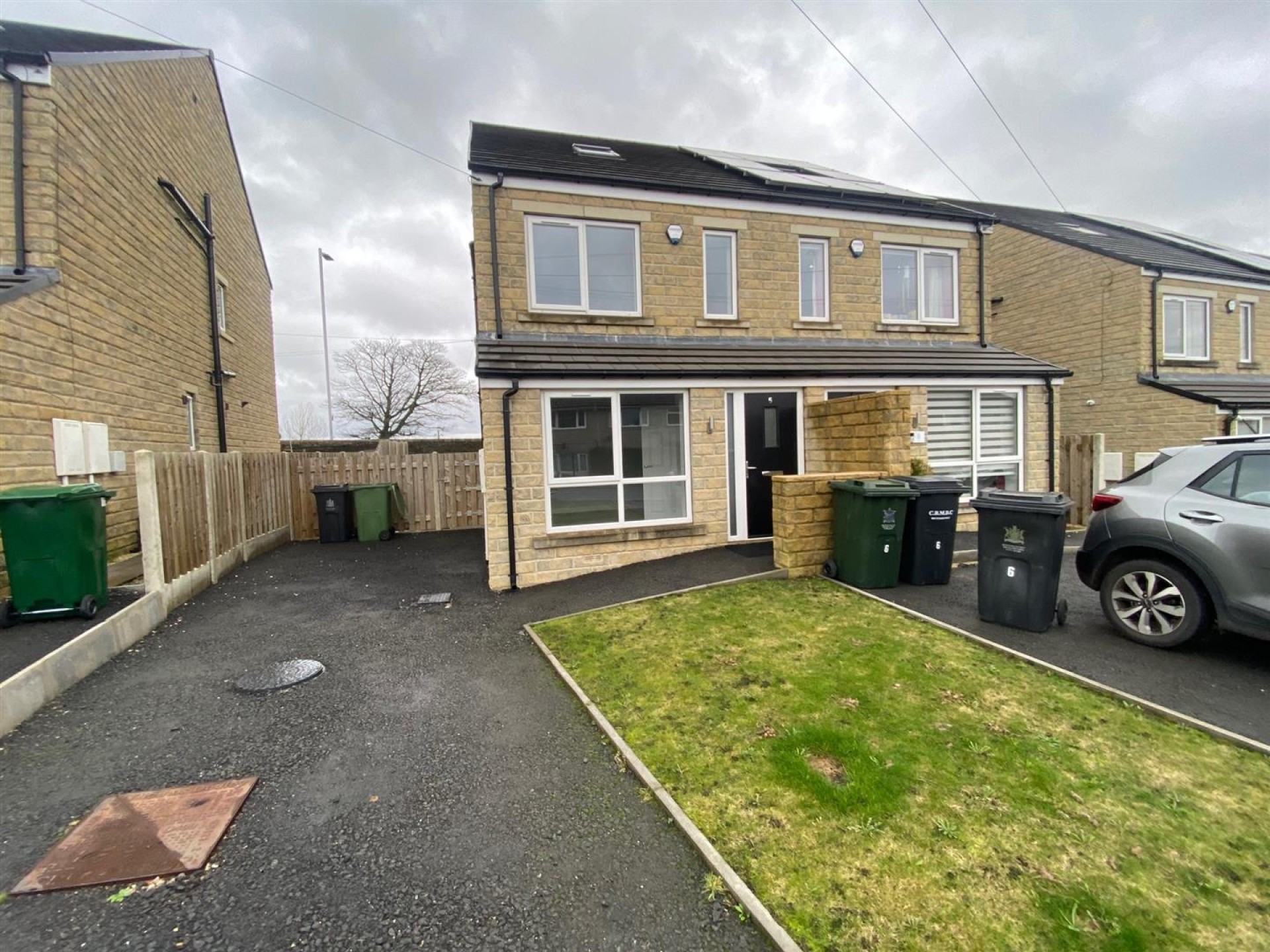 Images for Golf View, Hillcrest Road, Queensbury, Bradford