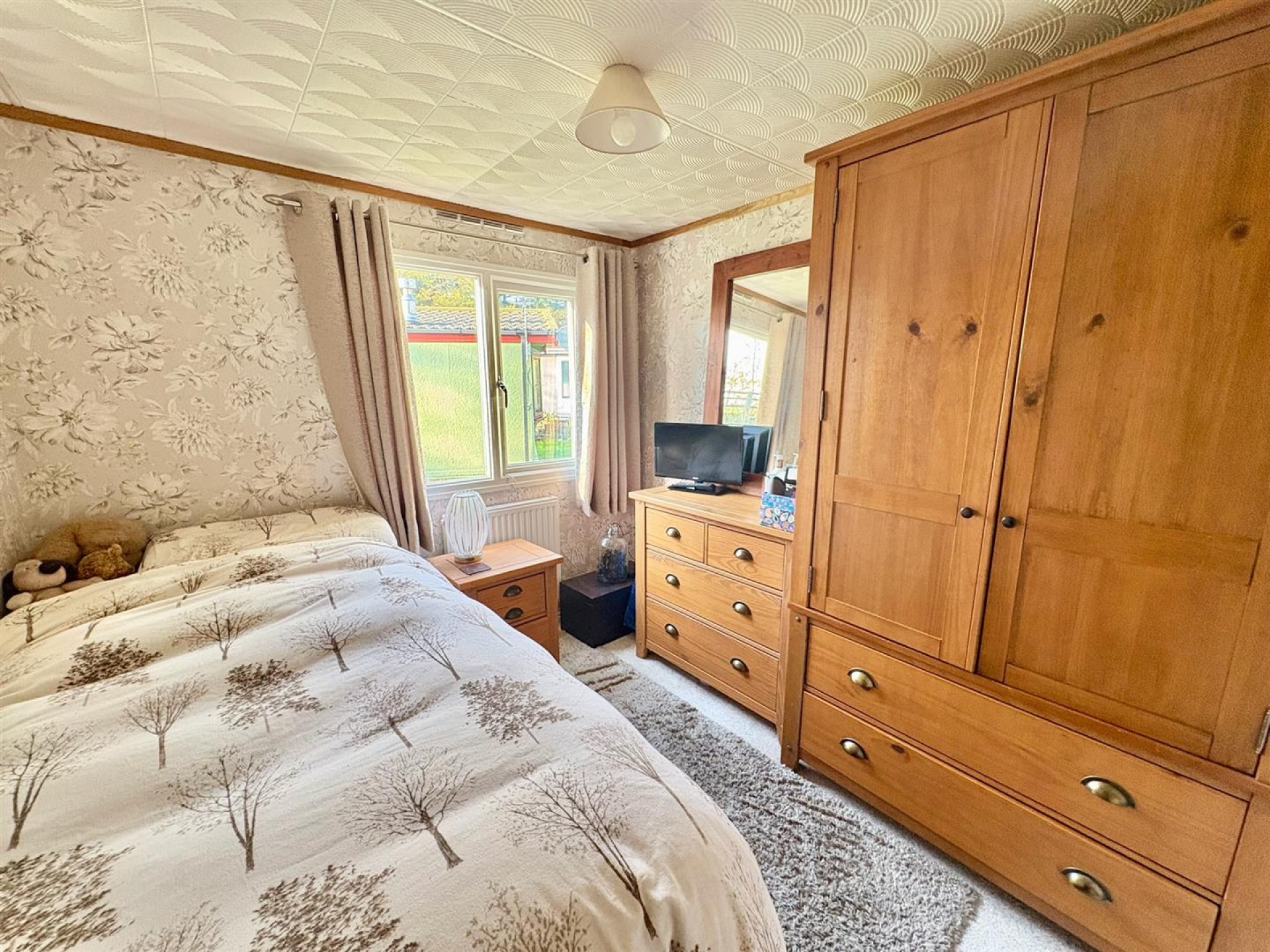 Images for Elland Hall Caravan Site, Elland
