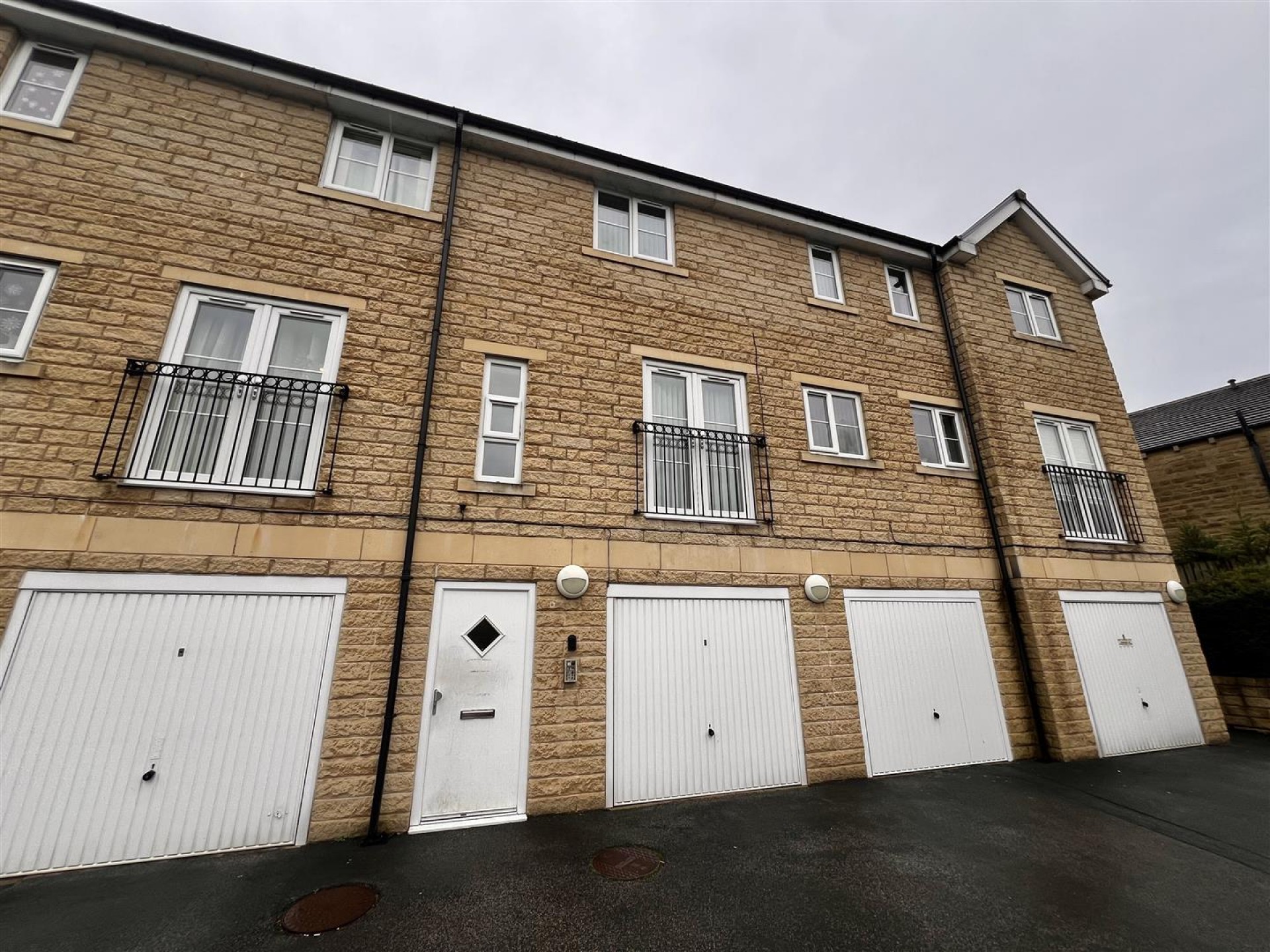 Images for Longley Gardens, 148 Saddleworth Road, Greetland