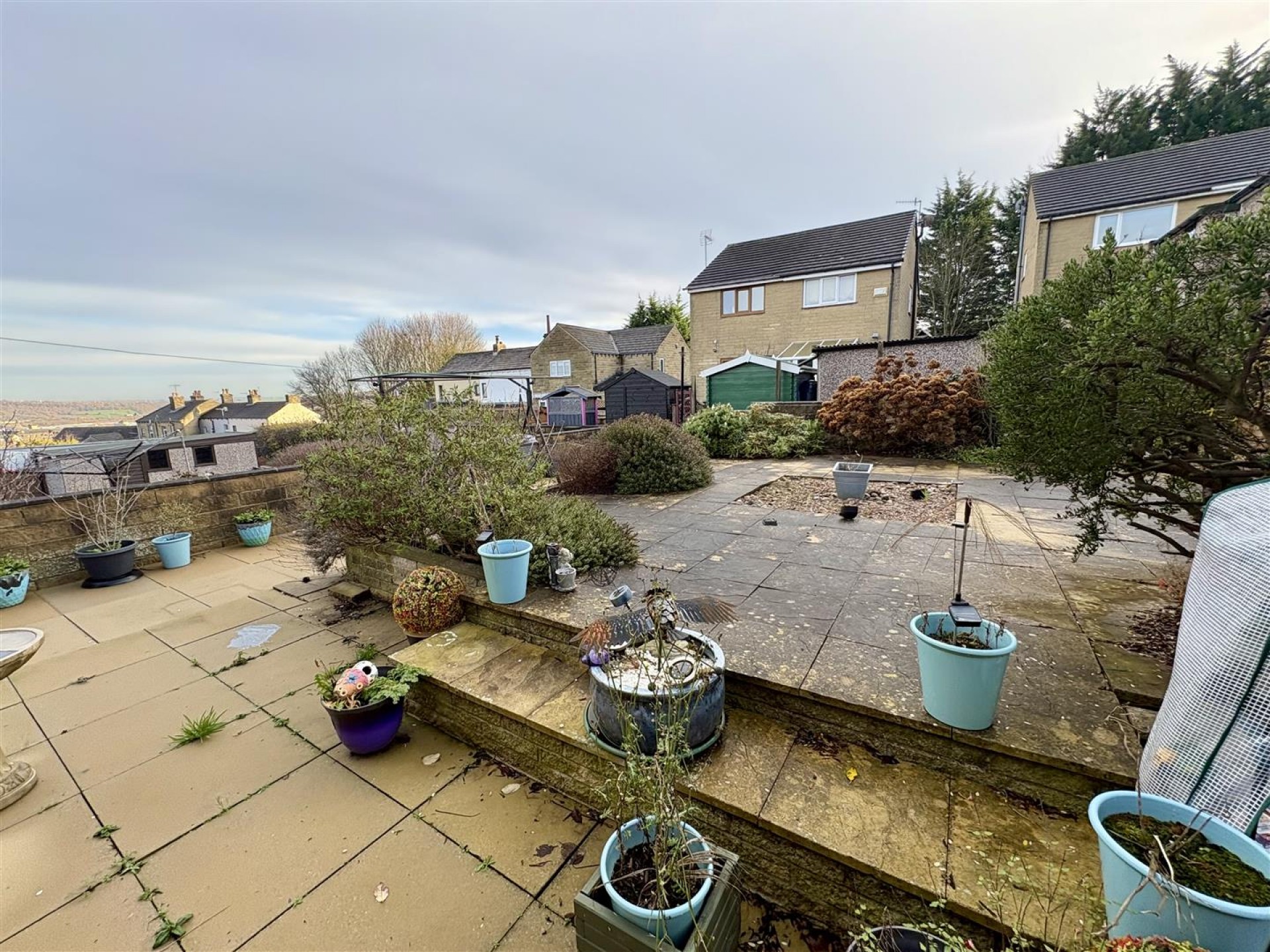 Images for Dunce Park Close, Elland