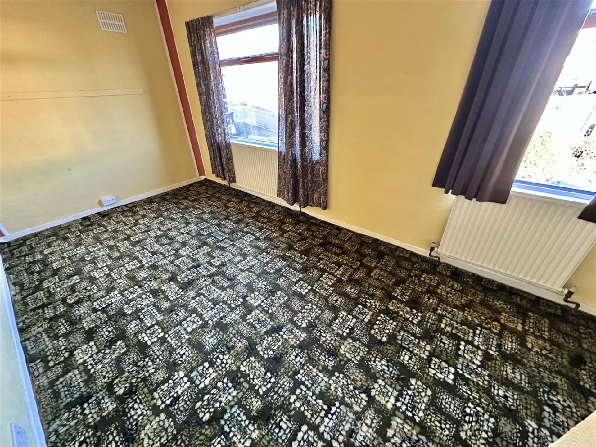 Images for Hollinbank Lane, Heckmondwike