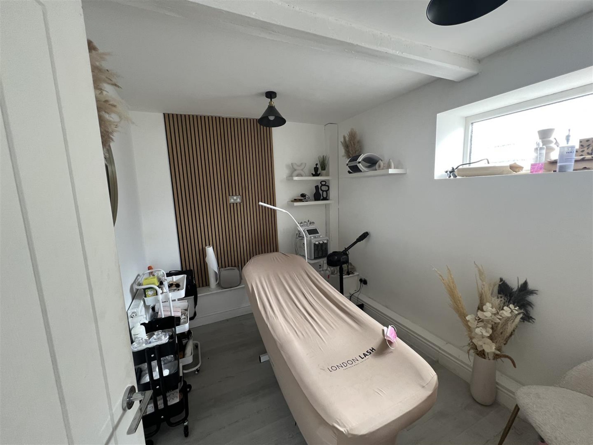 Images for 12 Oldfield Lane, Heckmondwike