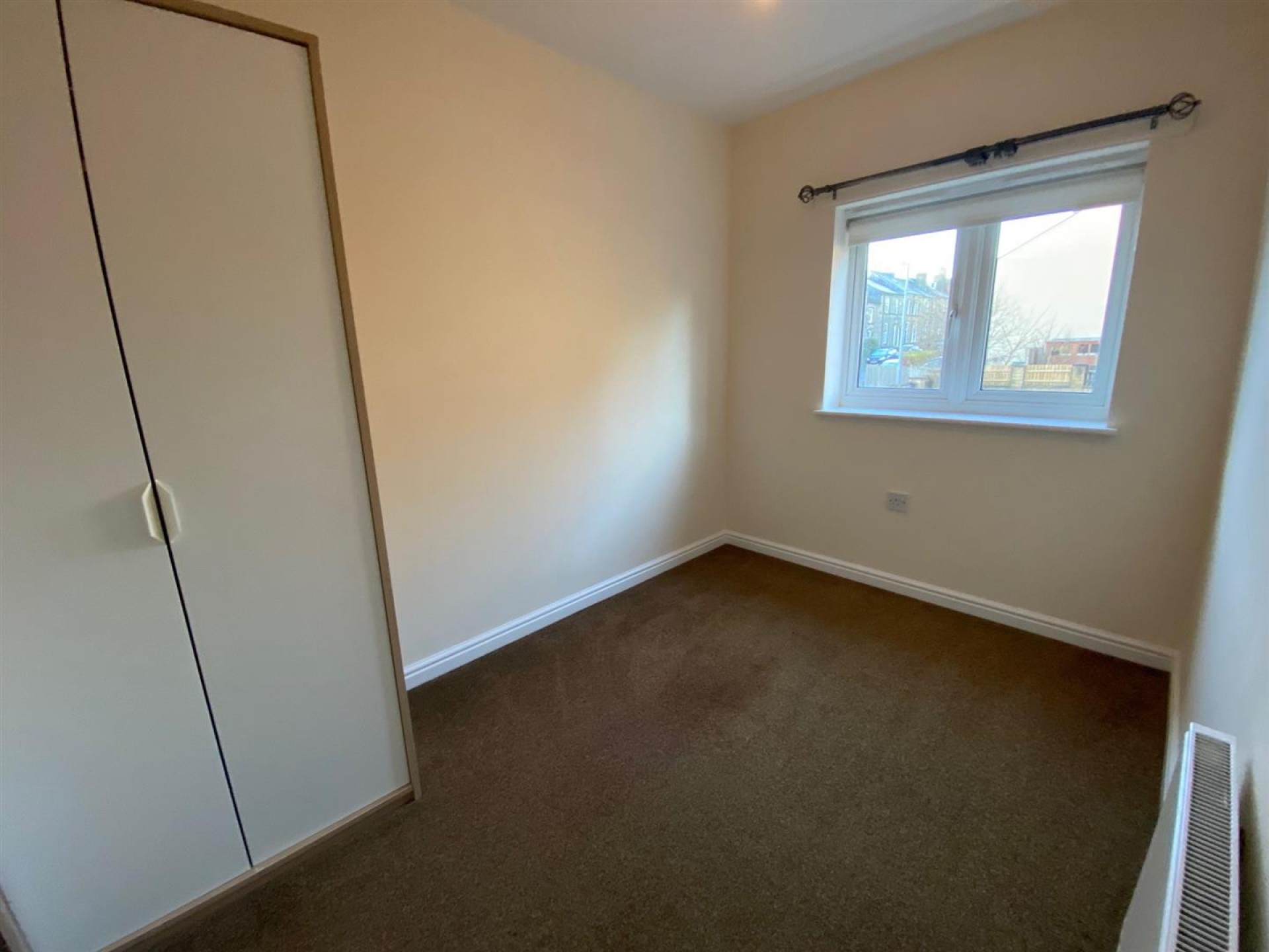 Images for Baton Drive, Lindley