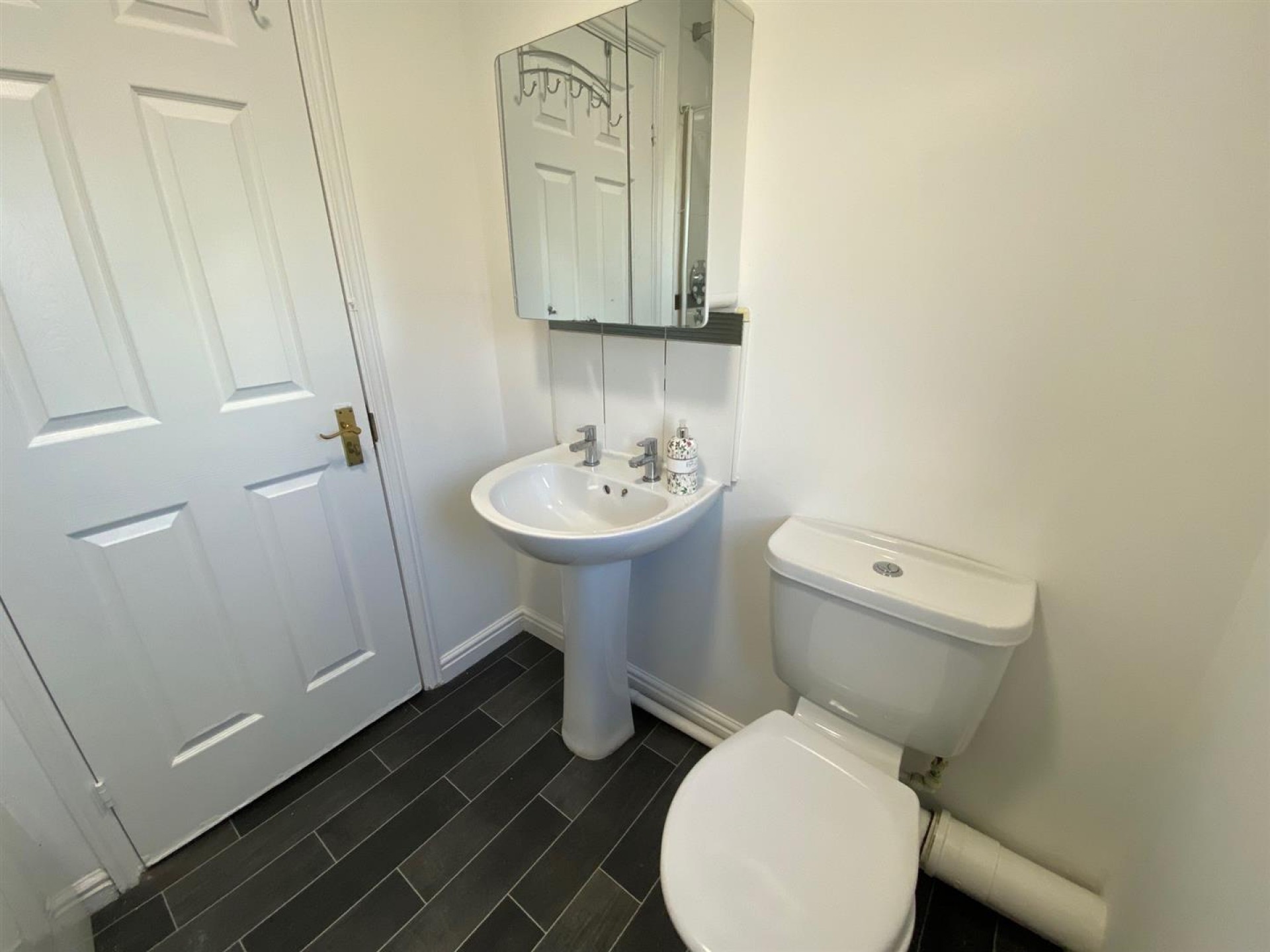 Images for Baton Drive, Lindley