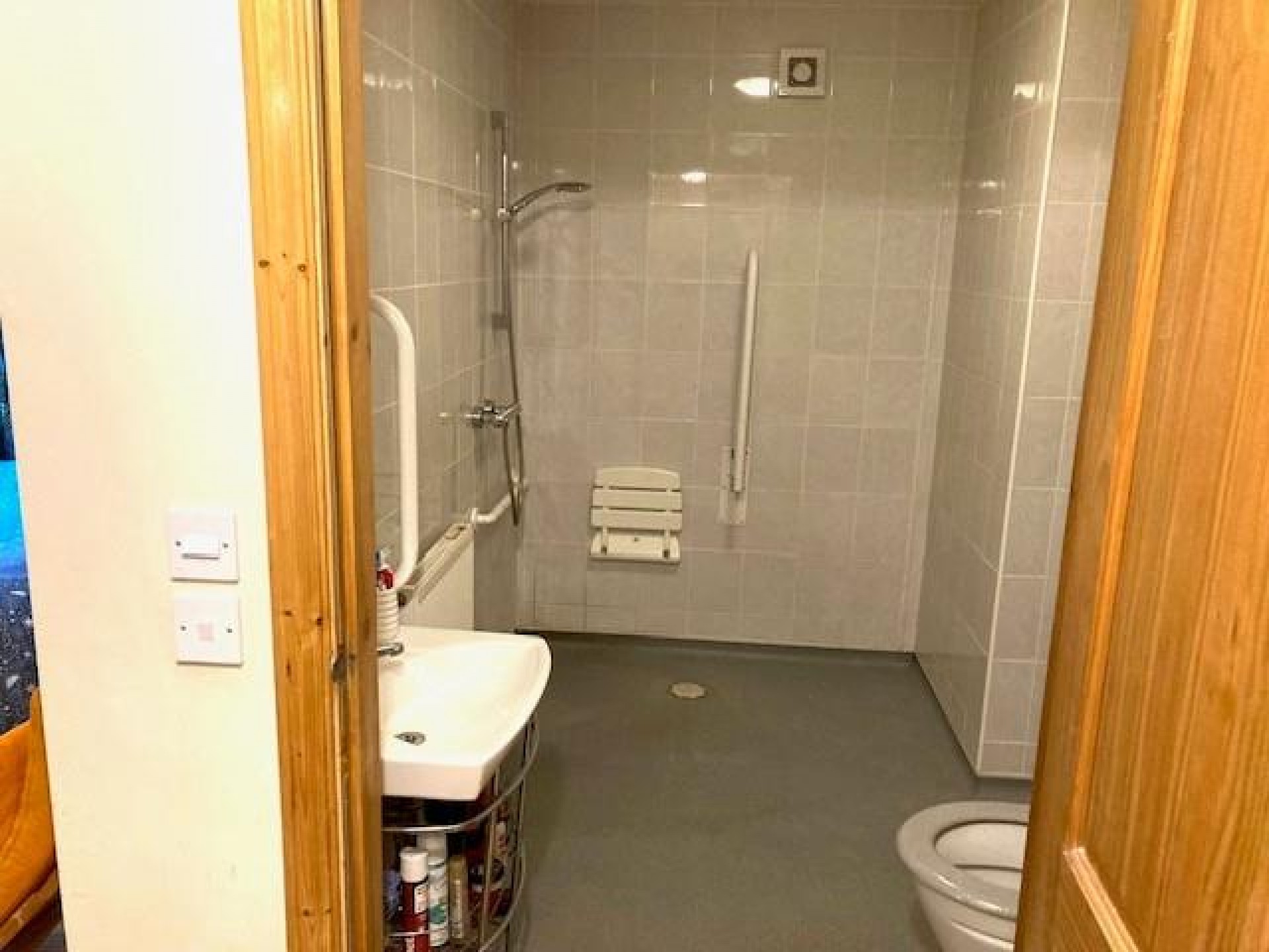 Images for Greenside Crescent, Huddersfield