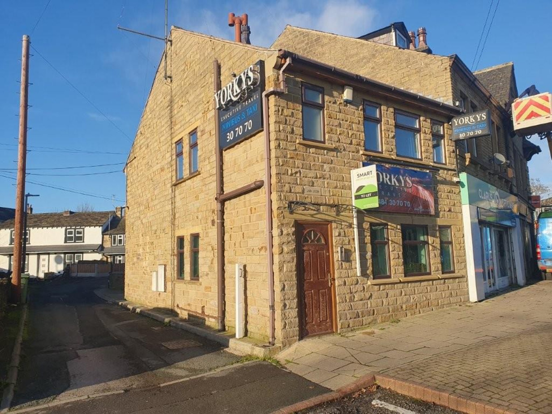 Images for 317b Old Wakefield Road, Moldgreen, Huddersfield