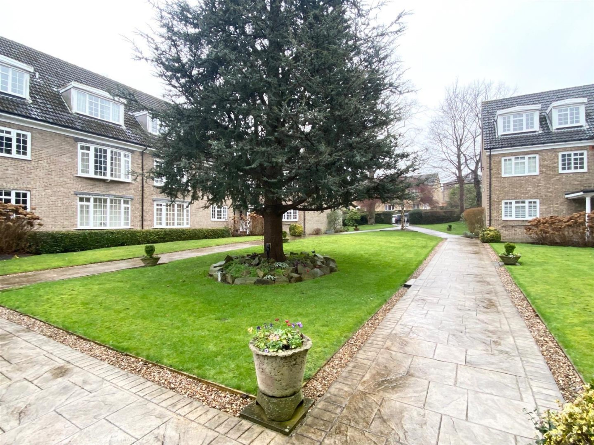 Images for Arncliffe Court, Huddersfield