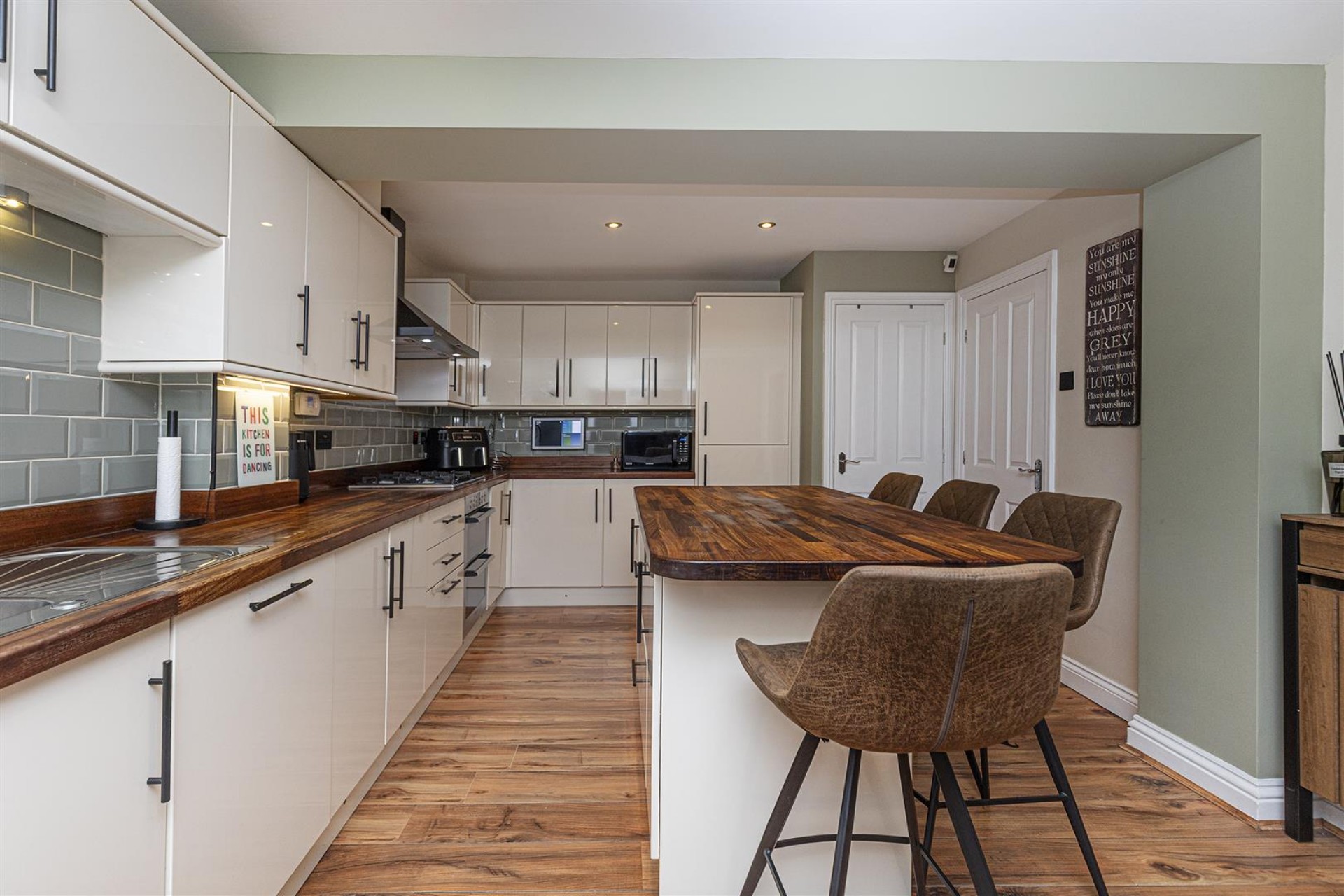 Images for Mountain View, Holmfield, Halifax