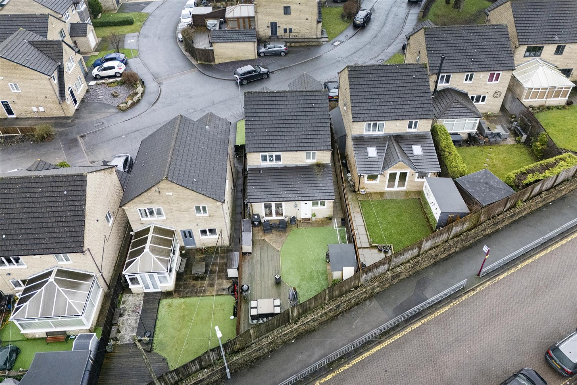 Images for Mountain View, Holmfield, Halifax