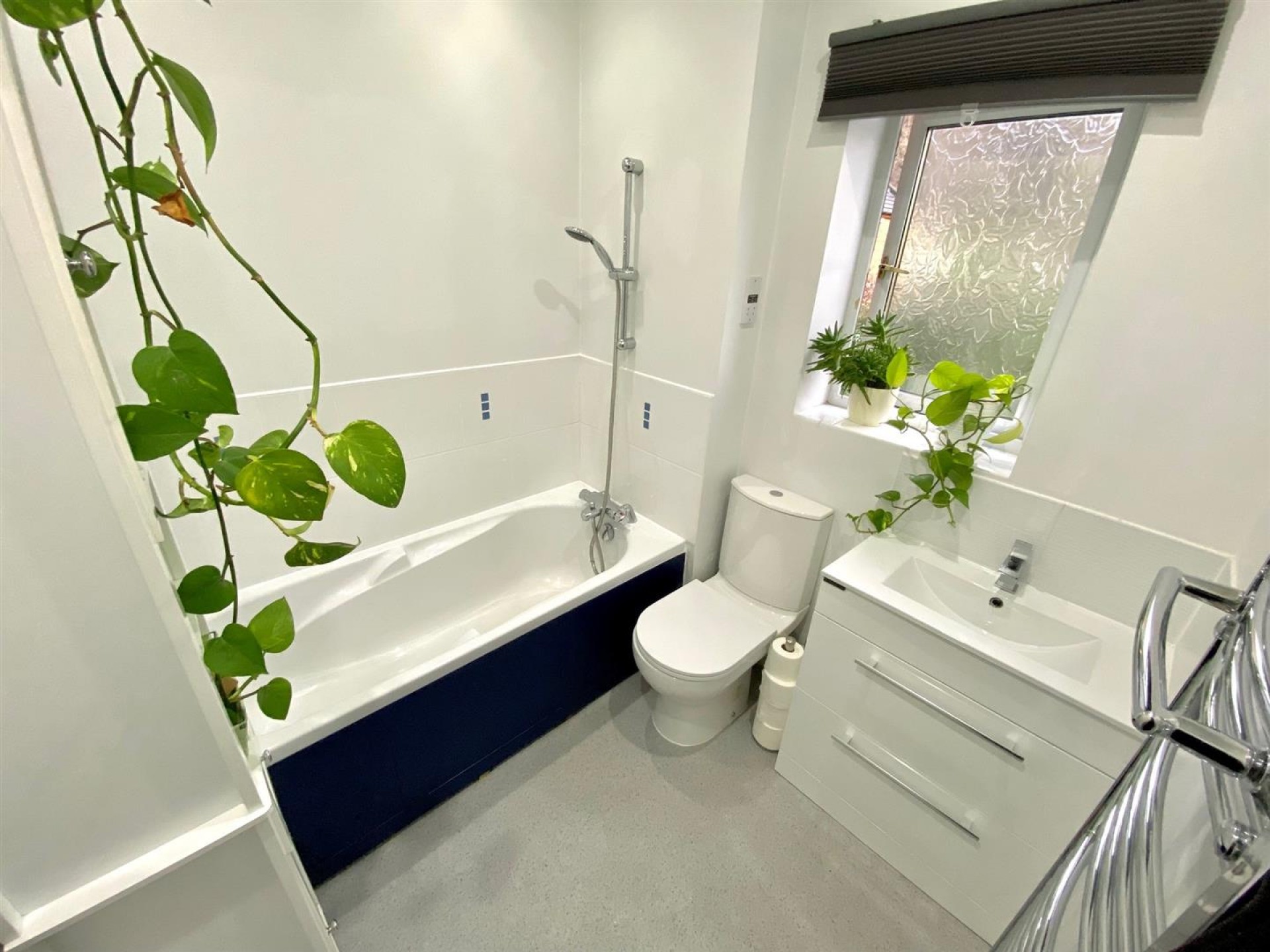 Images for Greenlea Court, Huddersfield