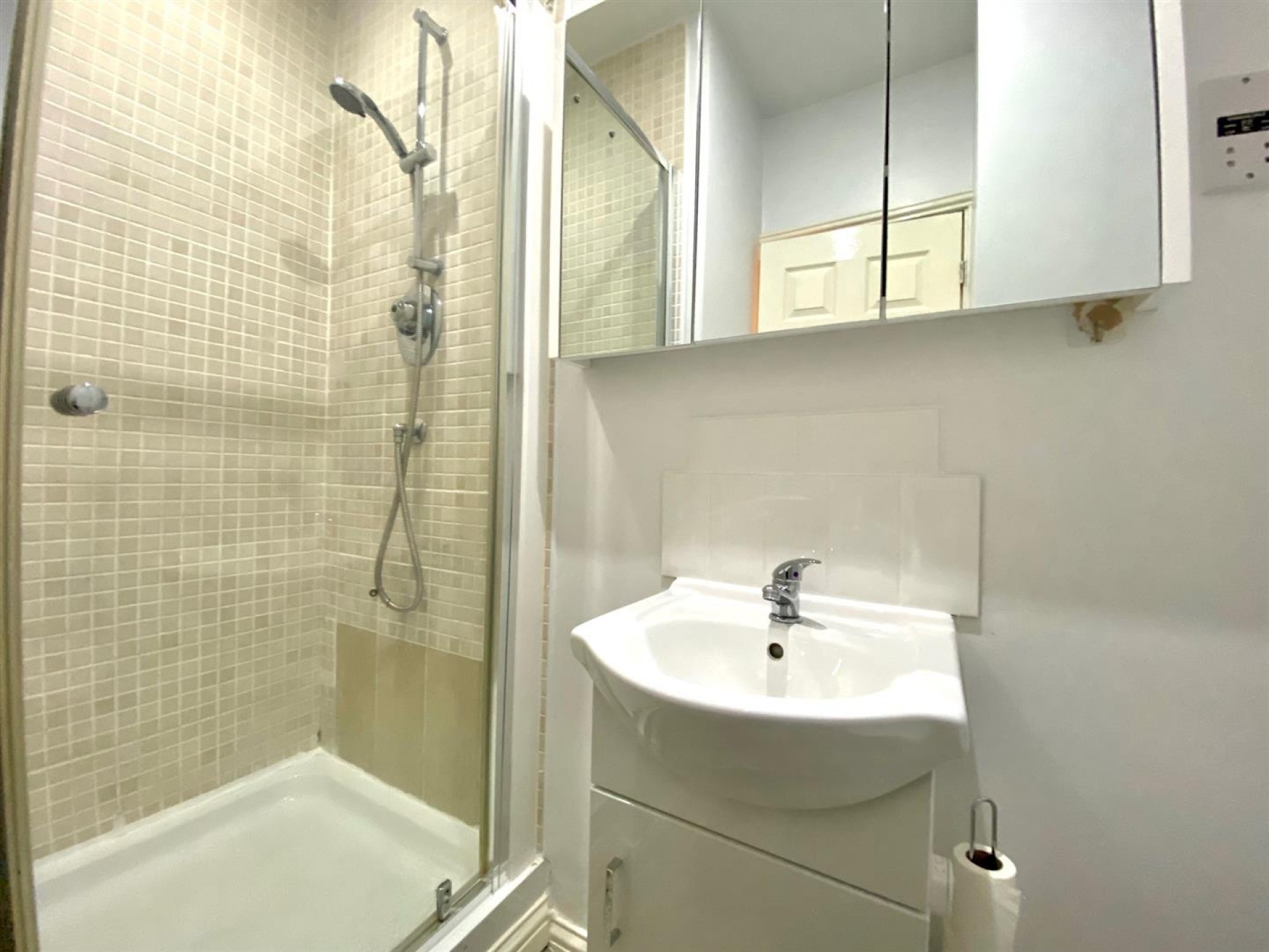 Images for Greenlea Court, Huddersfield