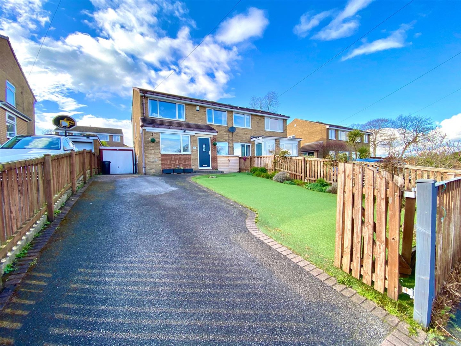 Images for Foxcroft Drive, Rastrick, Brighouse