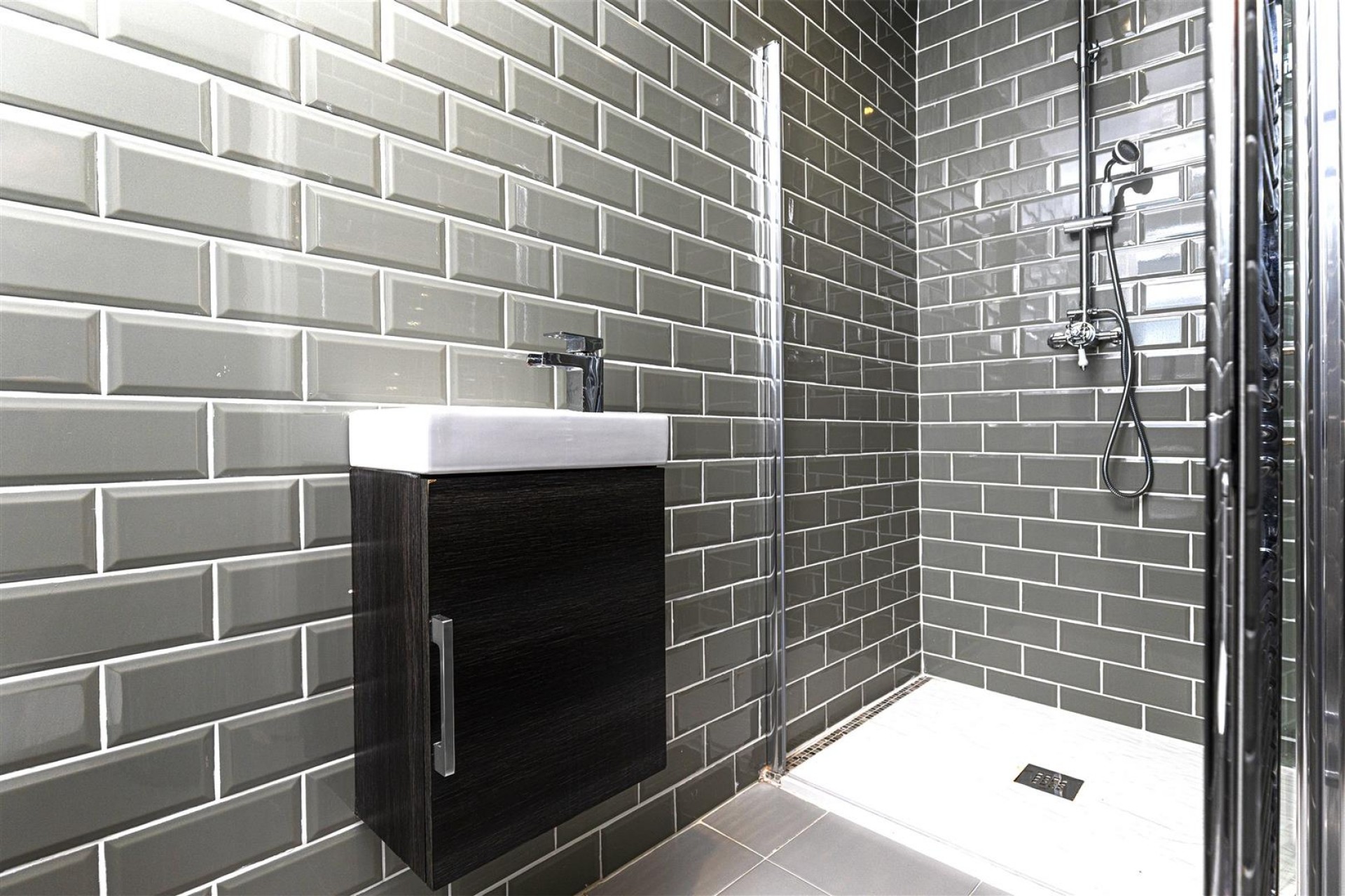 Images for Far Common Road, Mirfield