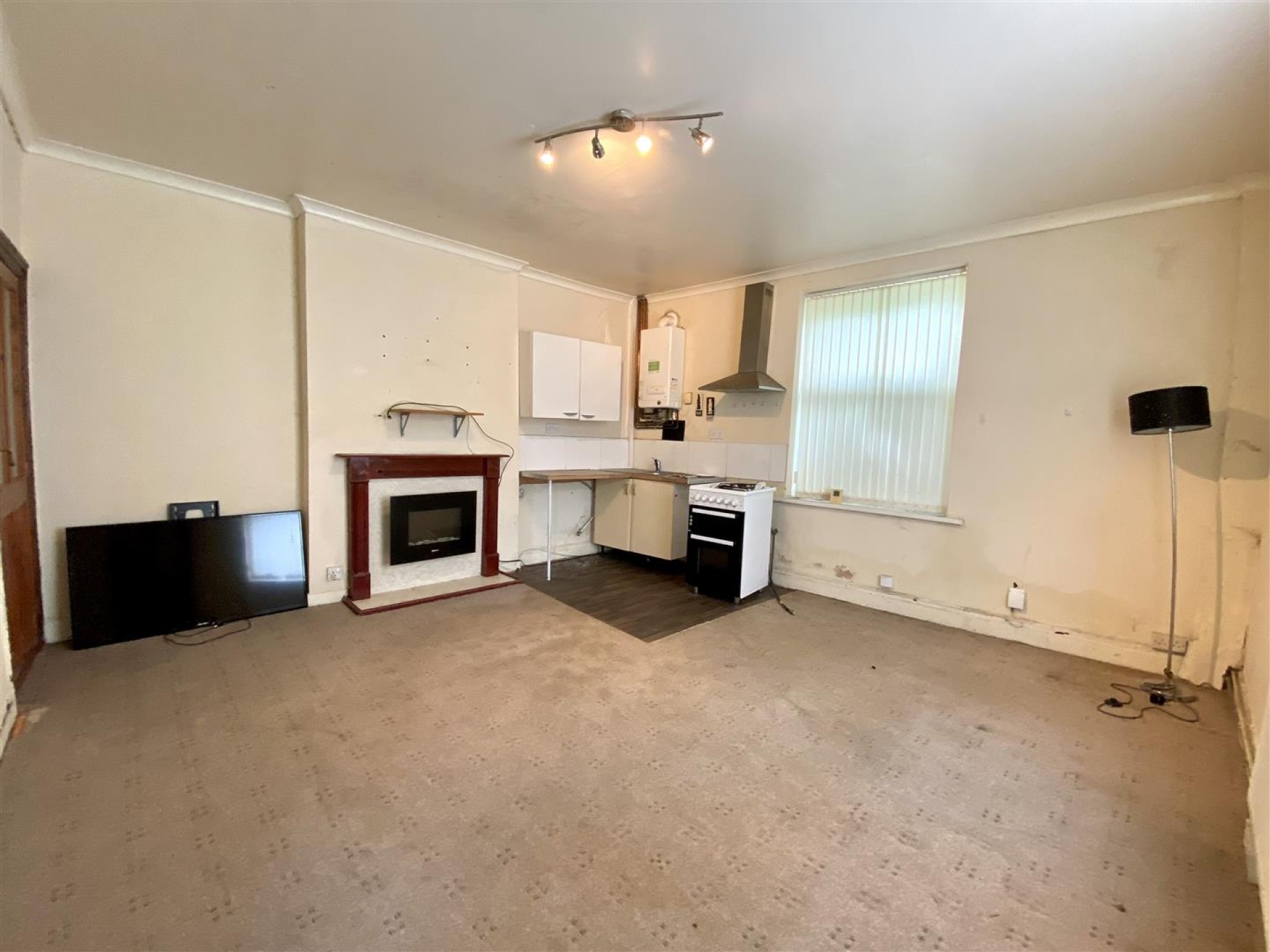 Images for College Street, Crosland Moor