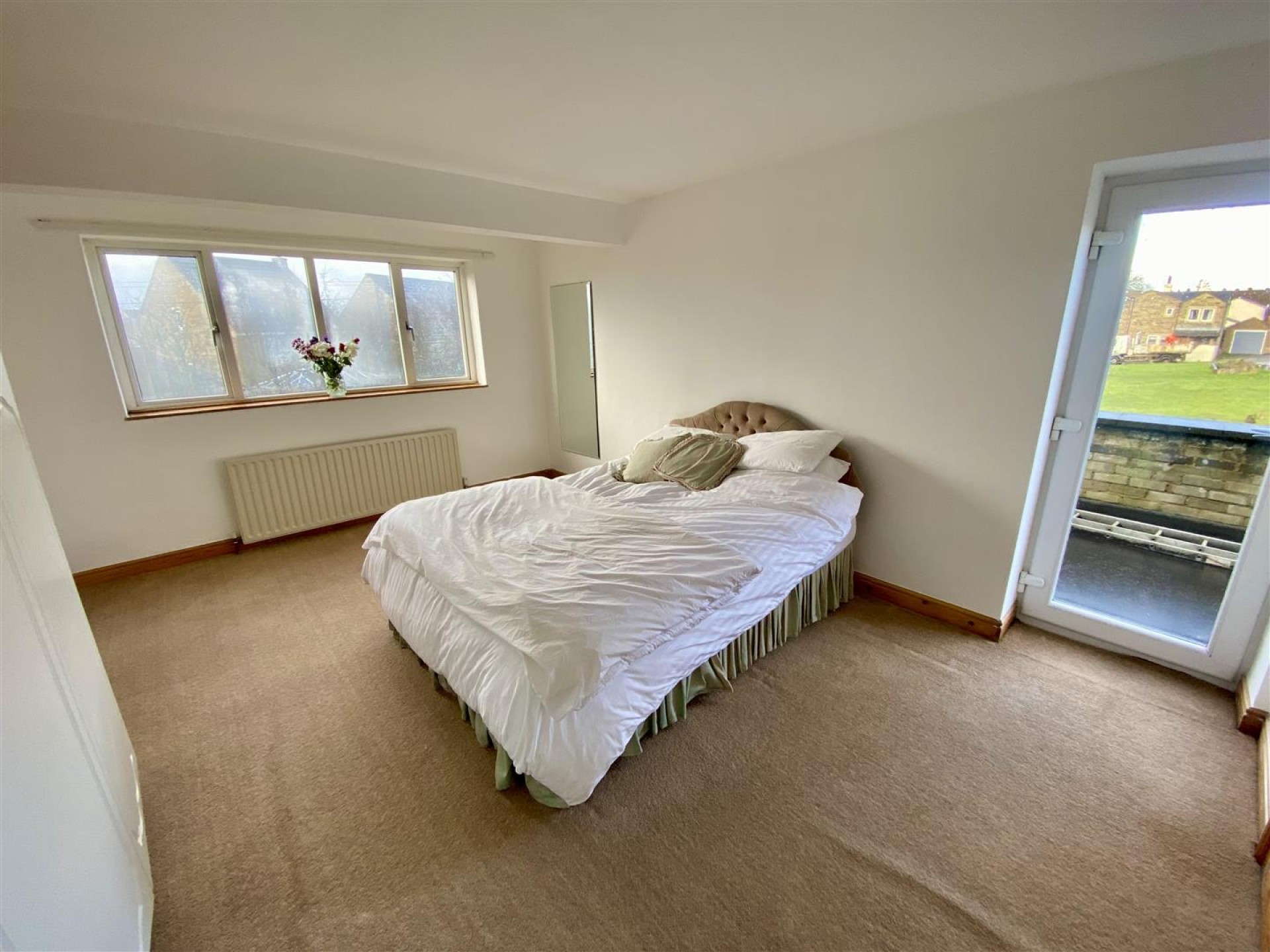 Images for Common Side, Roberttown, Liversedge