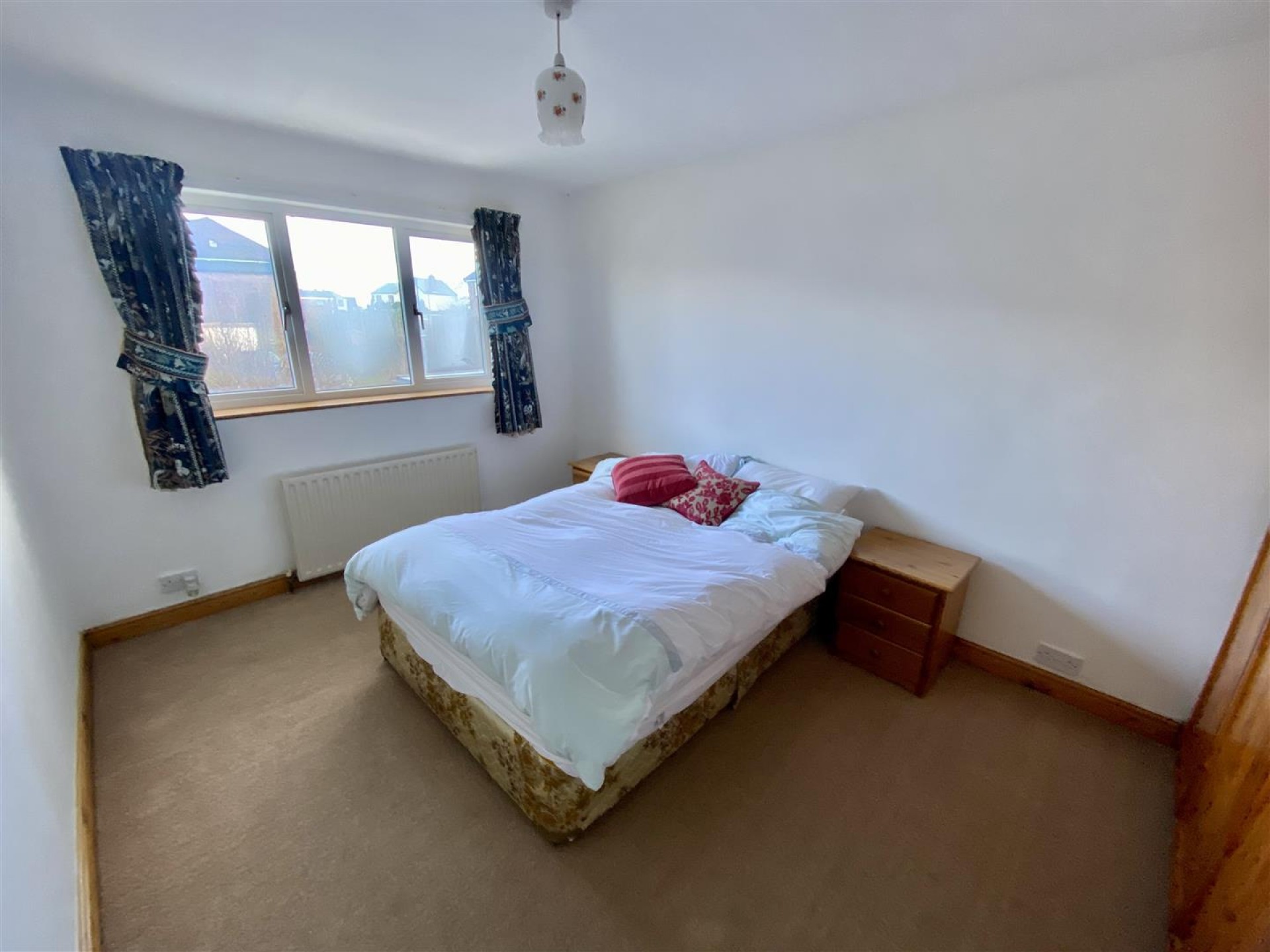 Images for Common Side, Roberttown, Liversedge