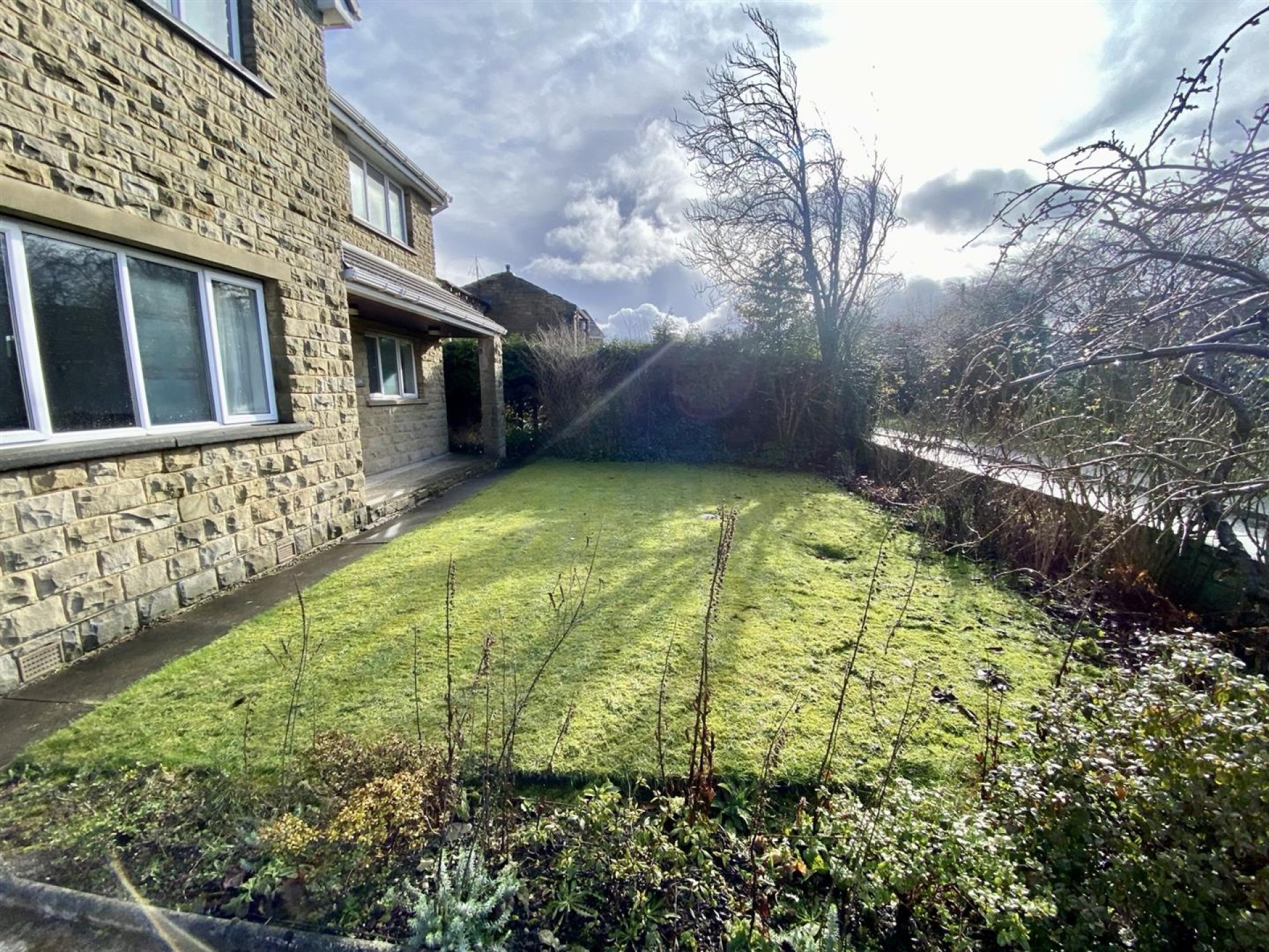 Images for Common Side, Roberttown, Liversedge