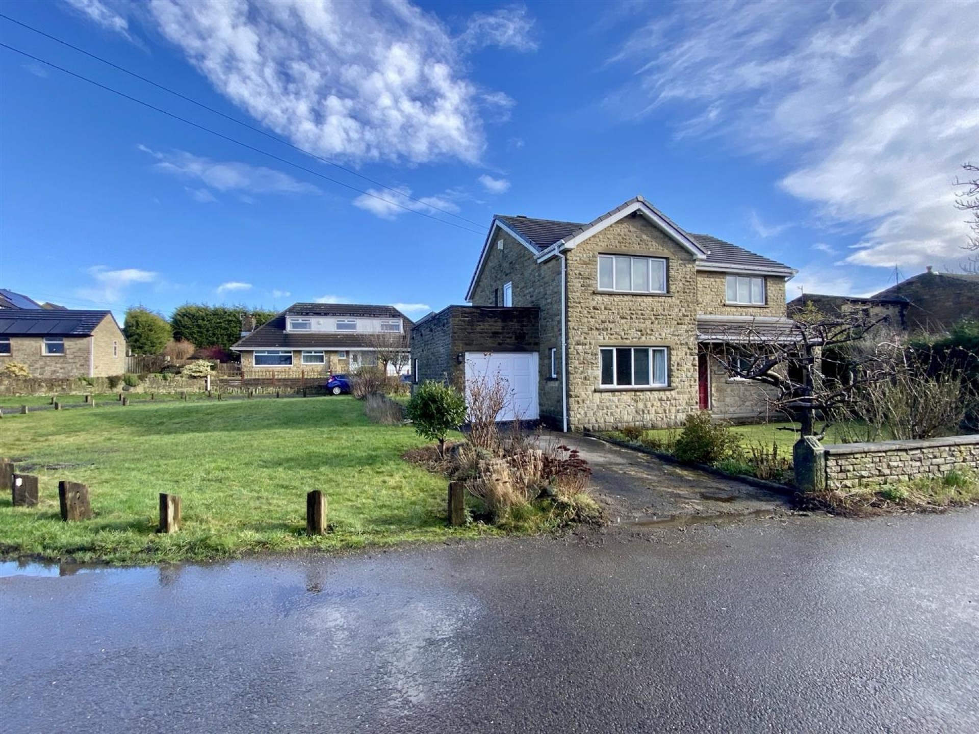 Images for Common Side, Roberttown, Liversedge