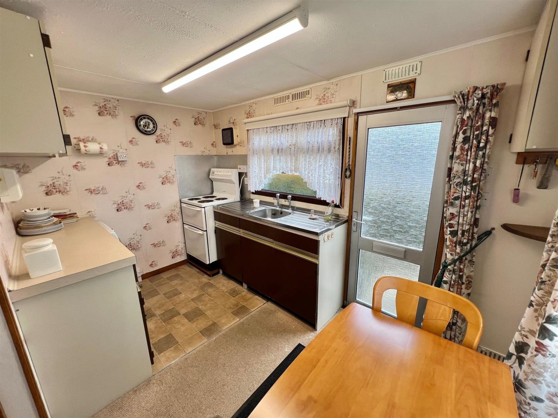 Images for Lesley Way, Crosland Hill, Huddersfield